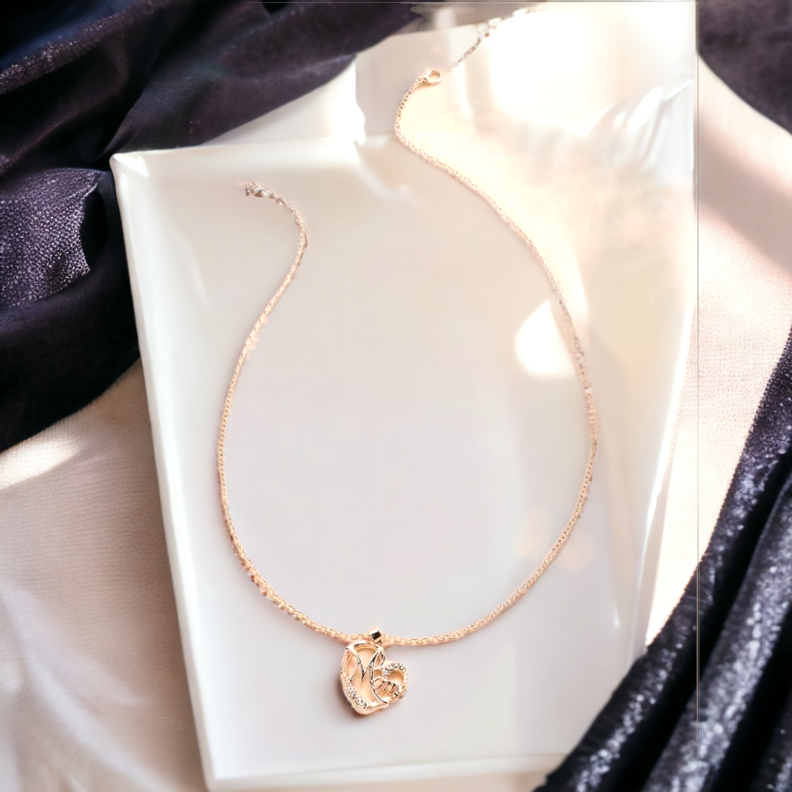 A Mother's love necklace (Necklaces)