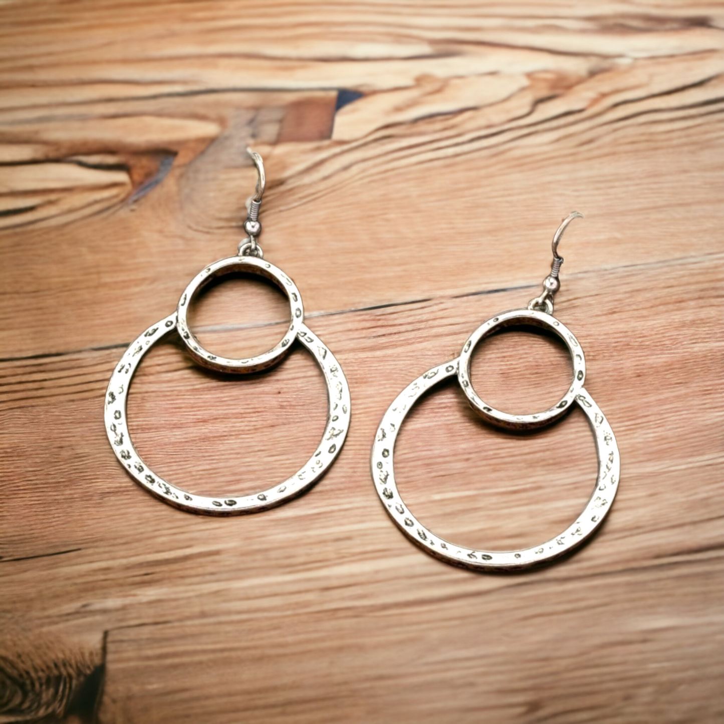 Balancing act earrings (earrings)