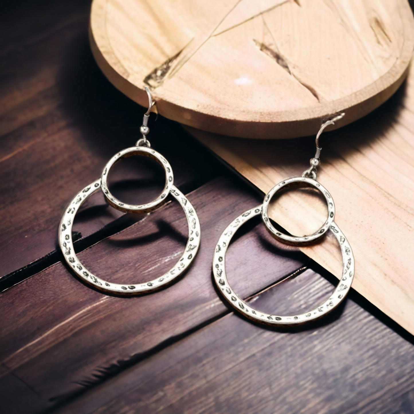 Balancing act earrings (earrings)