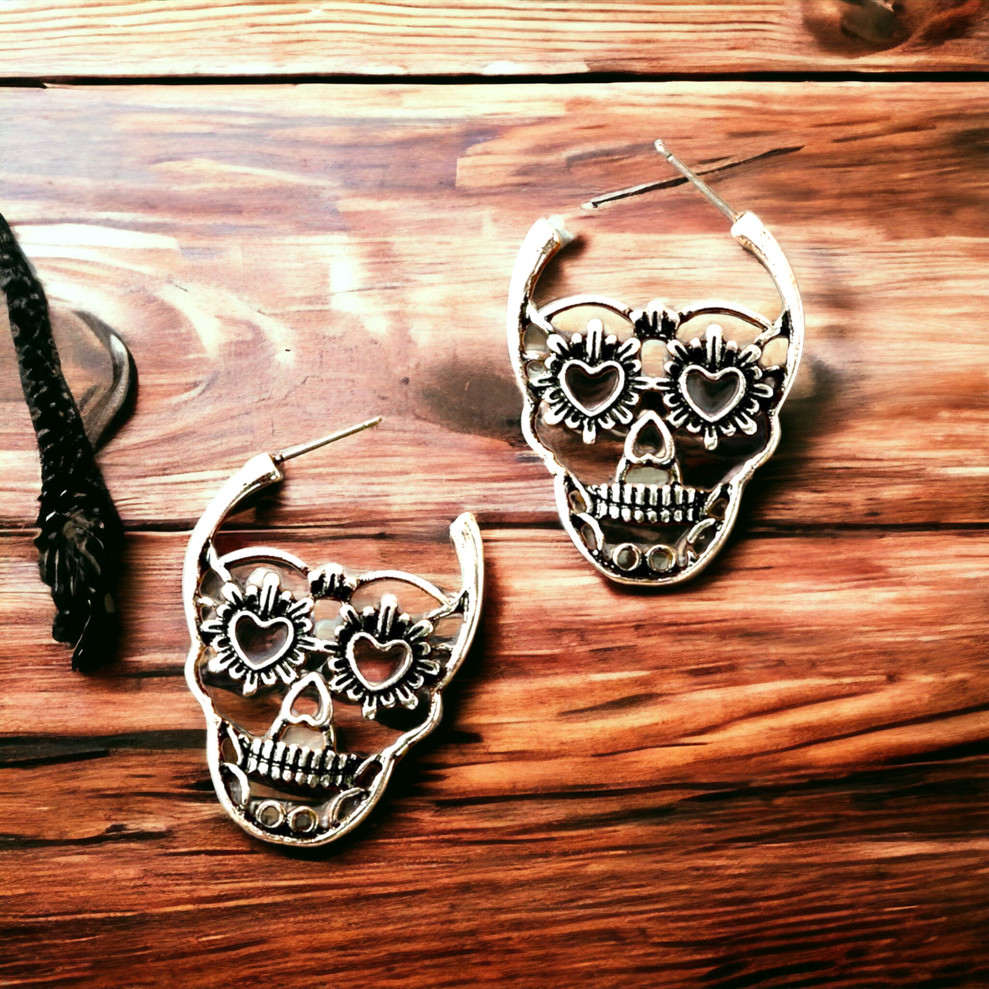 Love you to death earrings (jewelry)