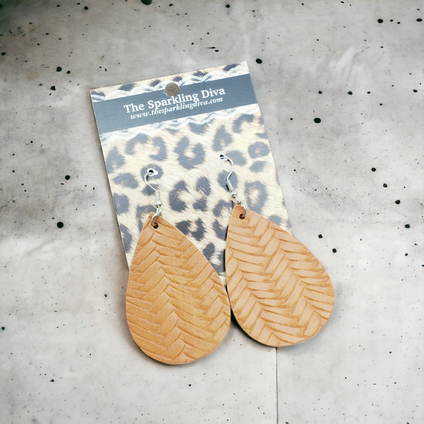 Basket weave leatherette earrings (Jewelry)