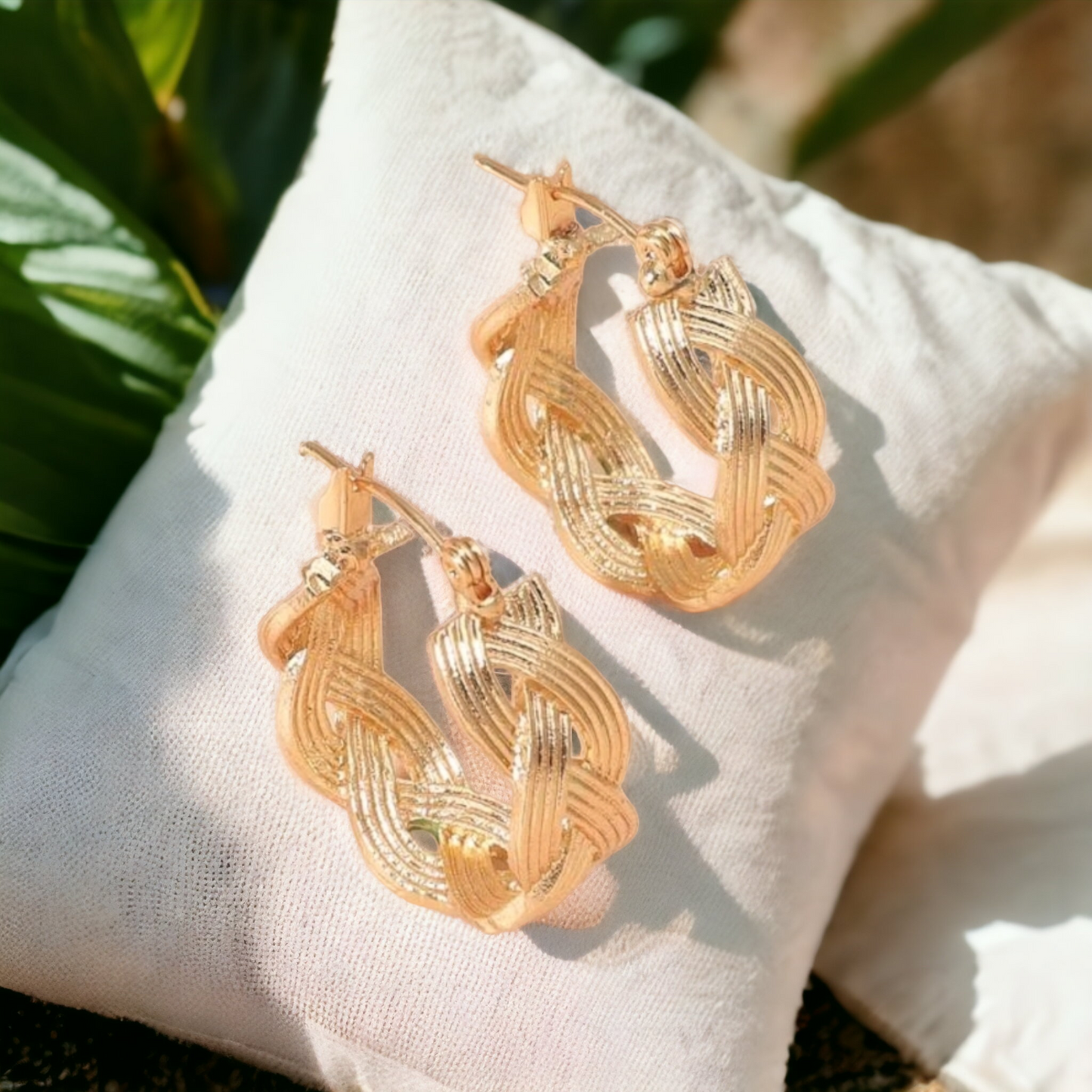 Braided golden earrings (earrings)