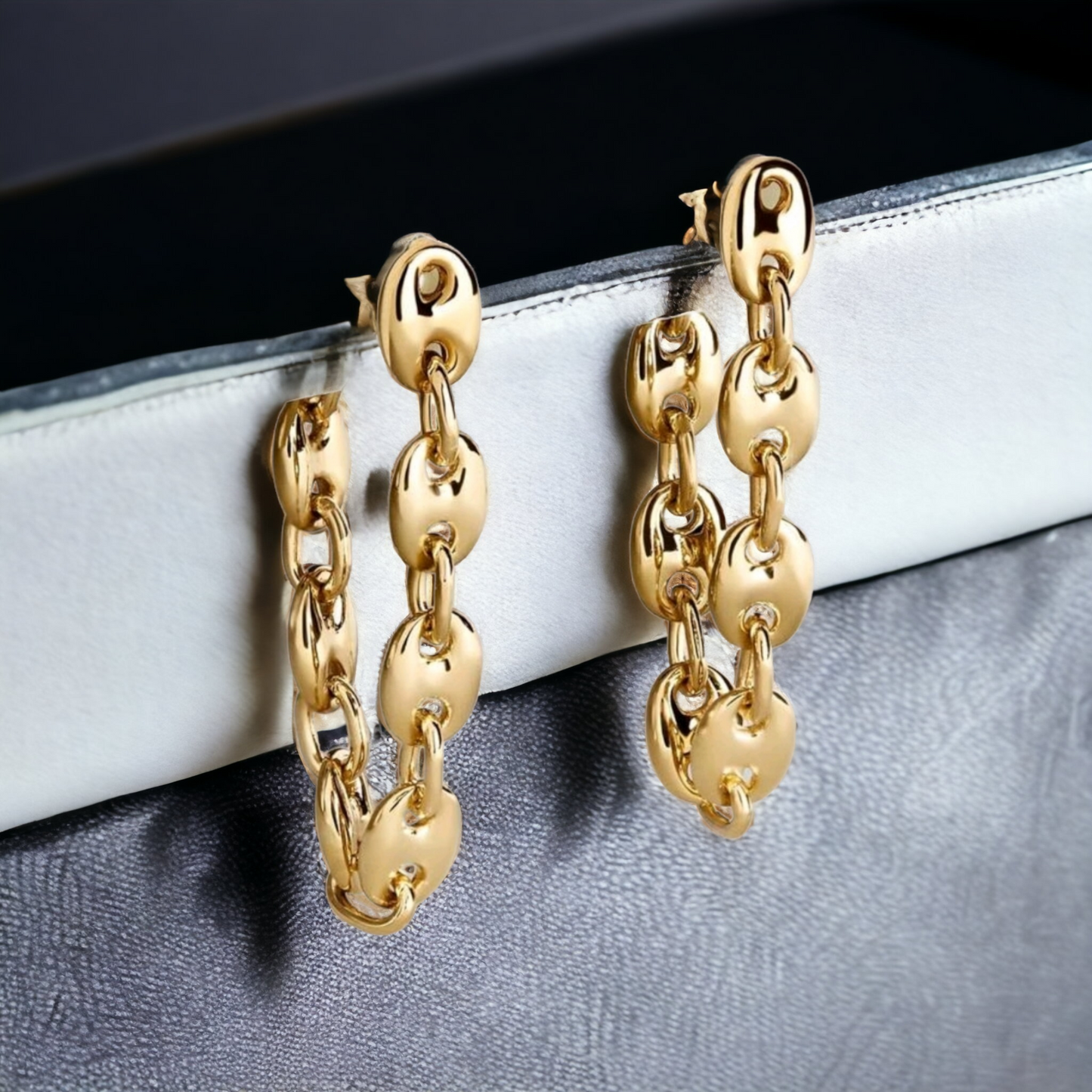 Chain linked earrings (earrings)