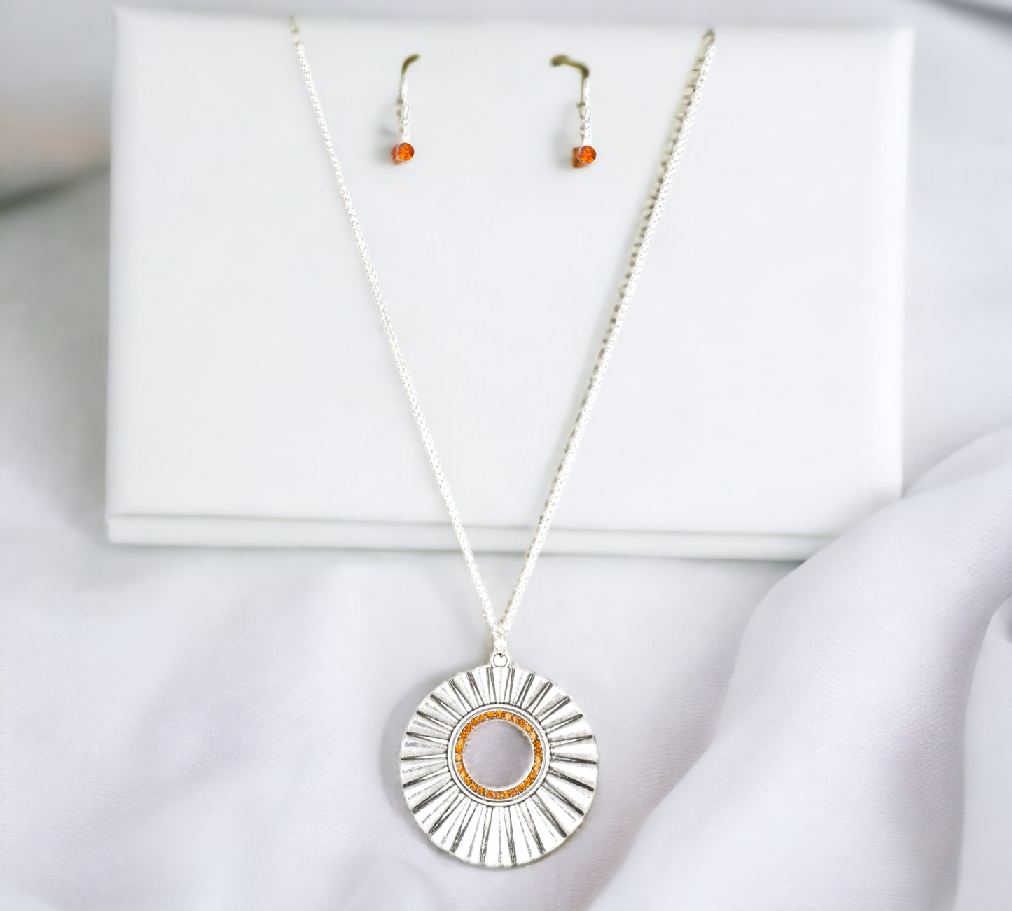 Chicly Centered - Brown necklace (Jewelry)