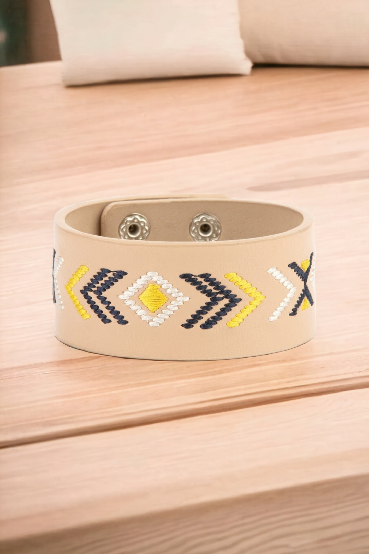 Cliff Glyphs - Yellow bracelet (Jewelry)