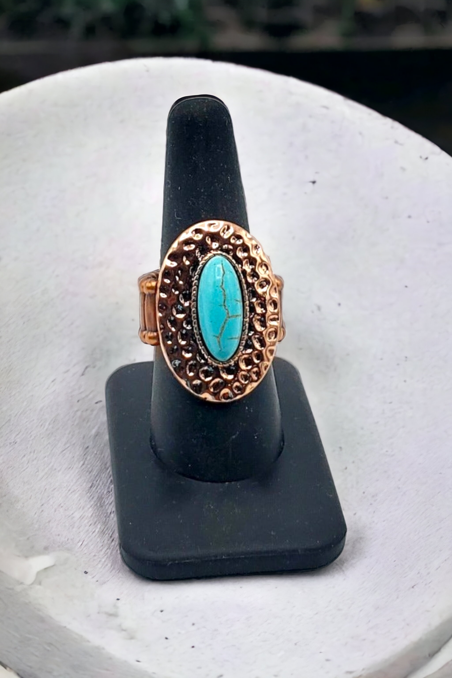Copper hammered ring (Jewelry)