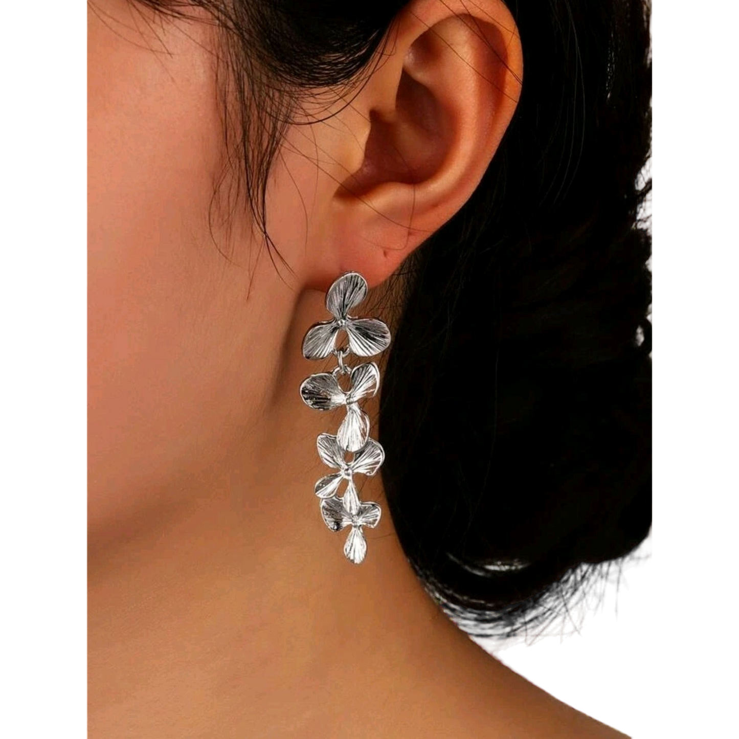 Flower dangle earrings (Jewelry)