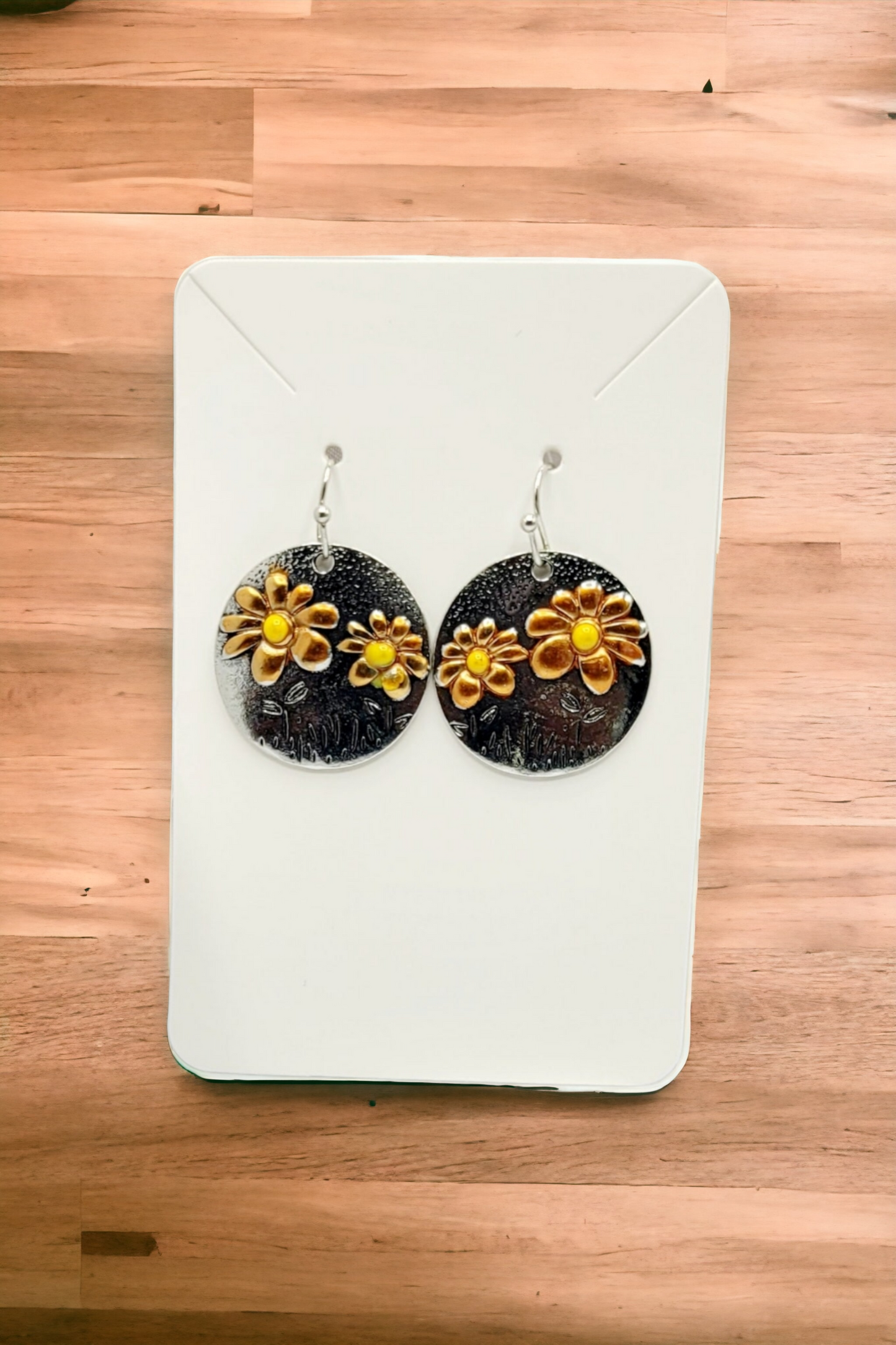 Flower daze earrings (earrings)