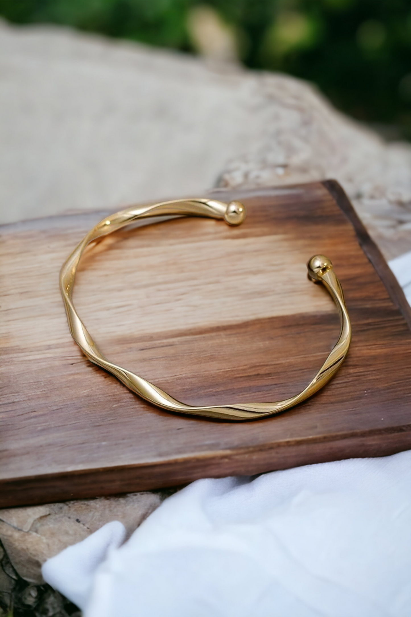 Twisted by nature bracelet