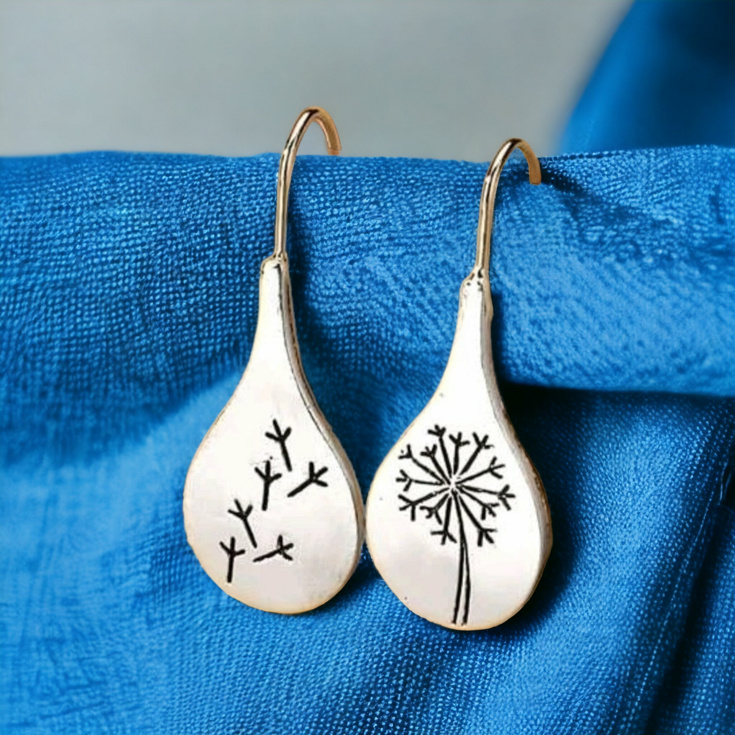 Whisper in the wind earrings (Jewelry)