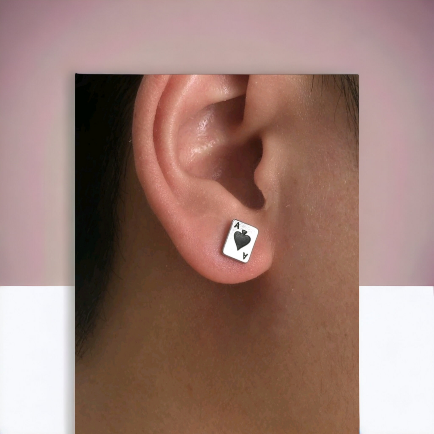 Poker face earrings (Earrings)
