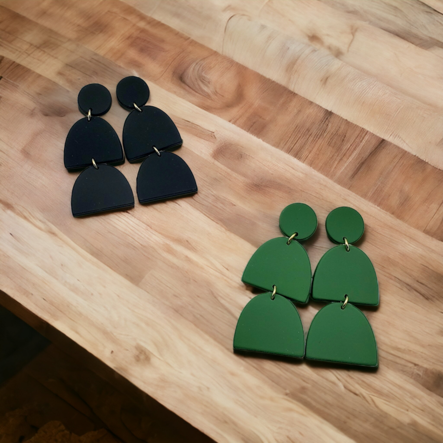 Pinewood village earrings (Earrings)
