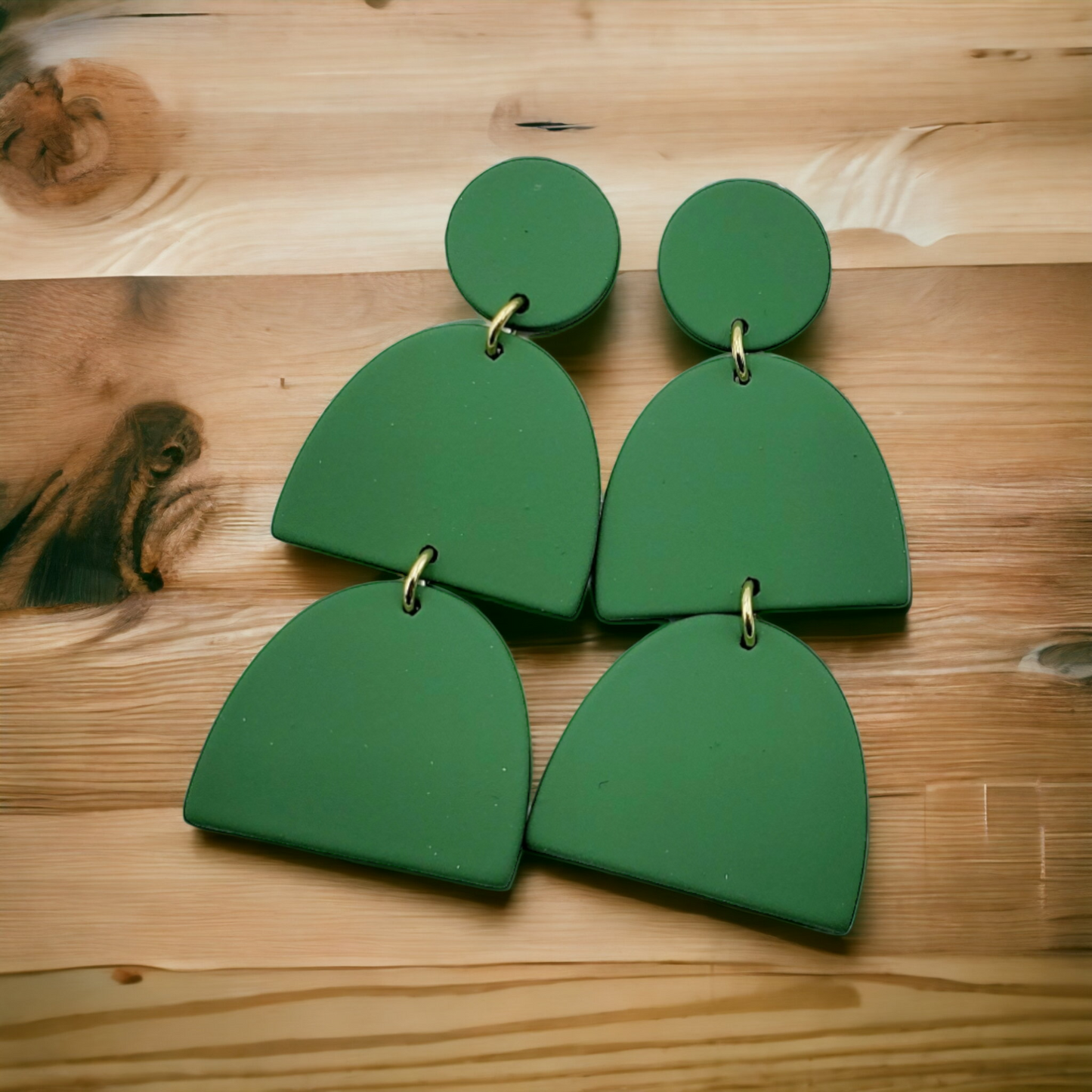 Pinewood village earrings (Earrings)