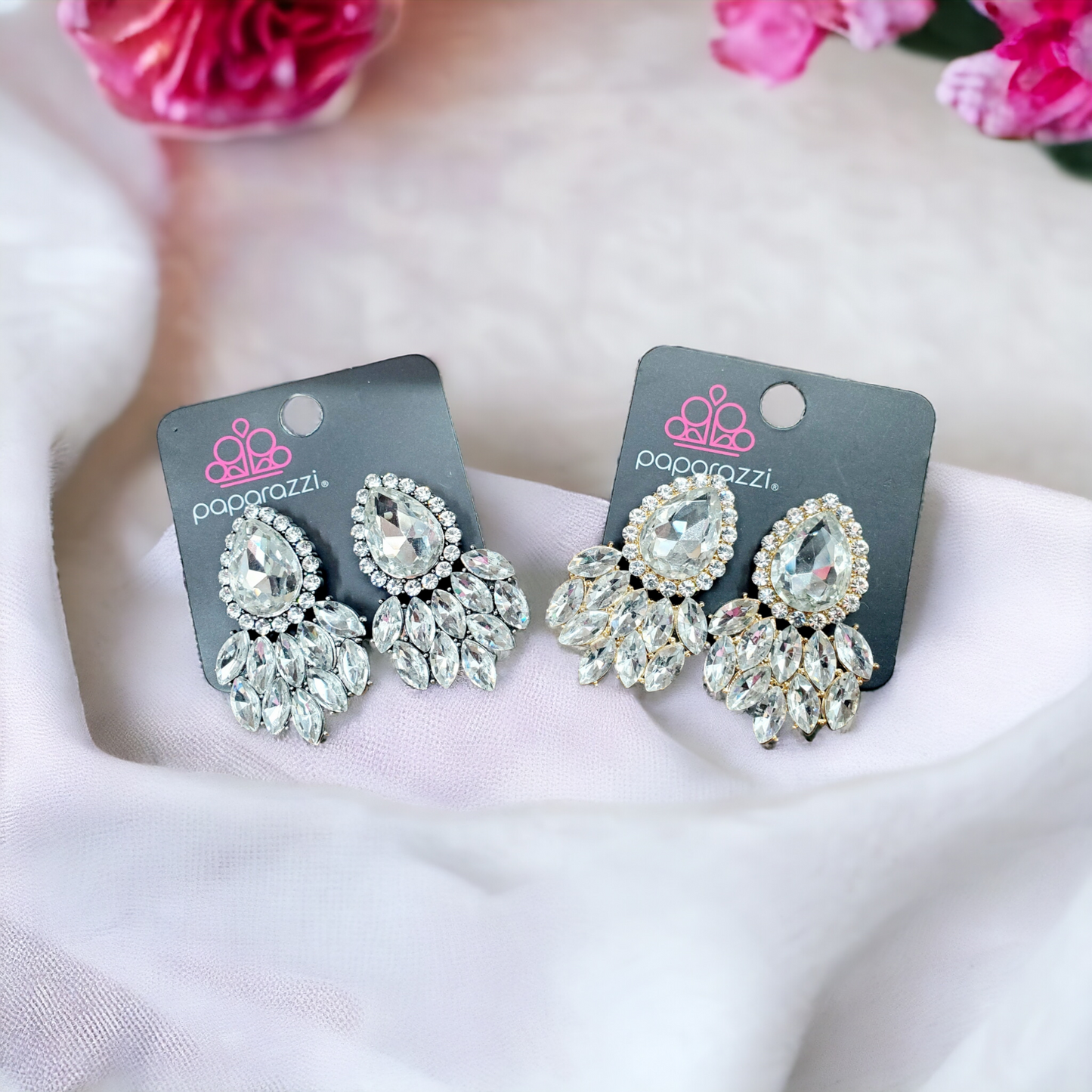 A Breath of Fresh HEIR - Gold earrings (Jewelry)