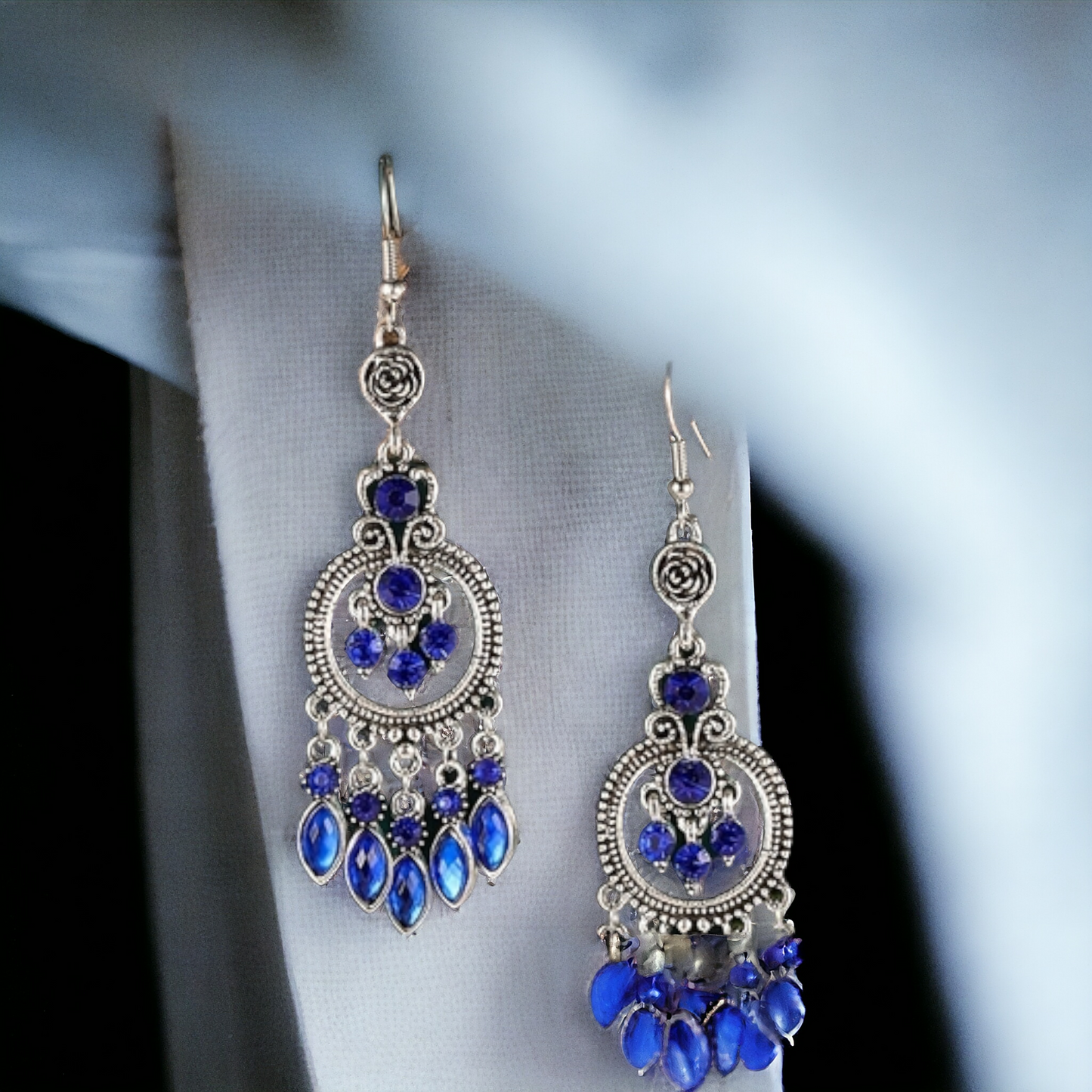 Holiday lights dangle earrings (earrings)