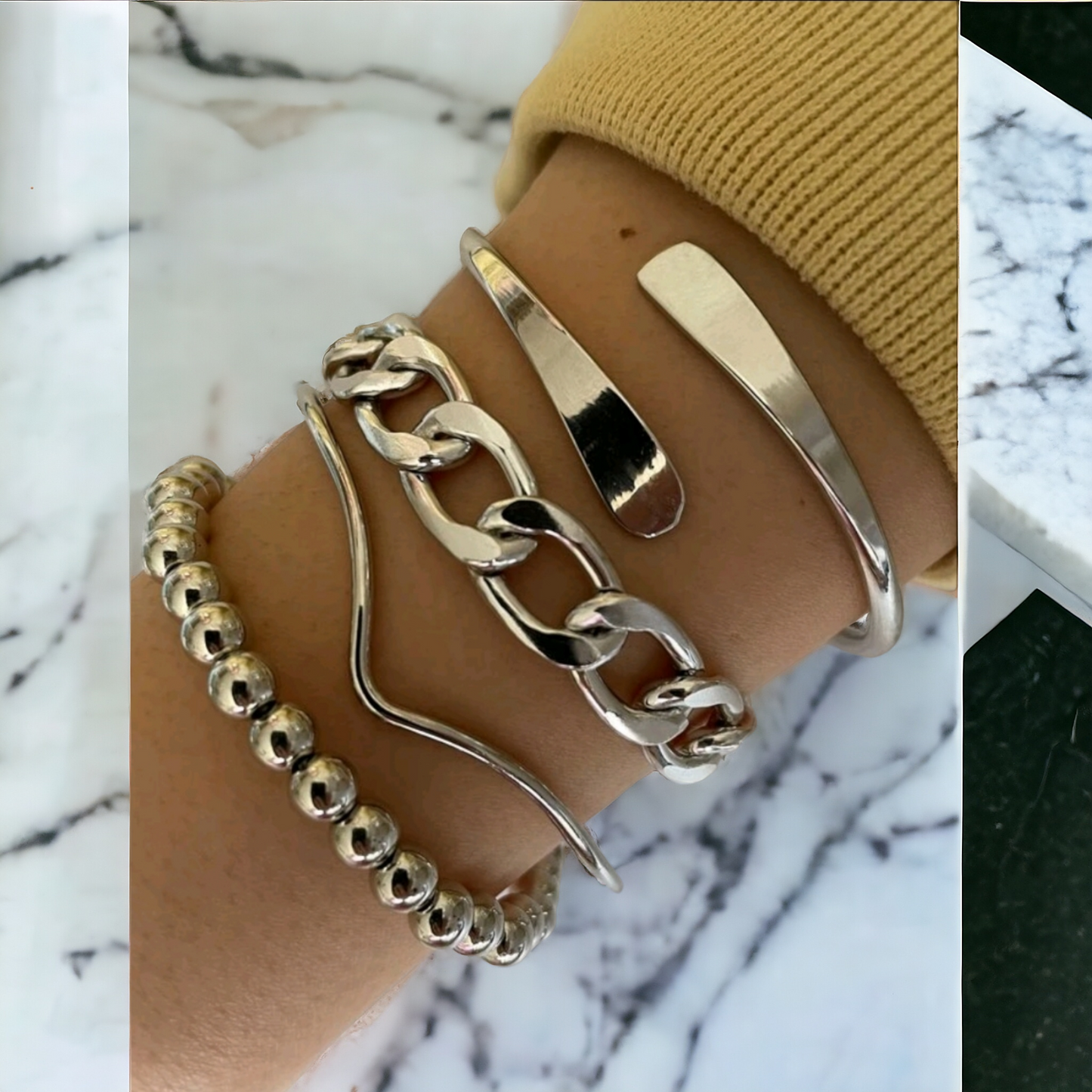 Stratagies bracelet sets (Bracelets)