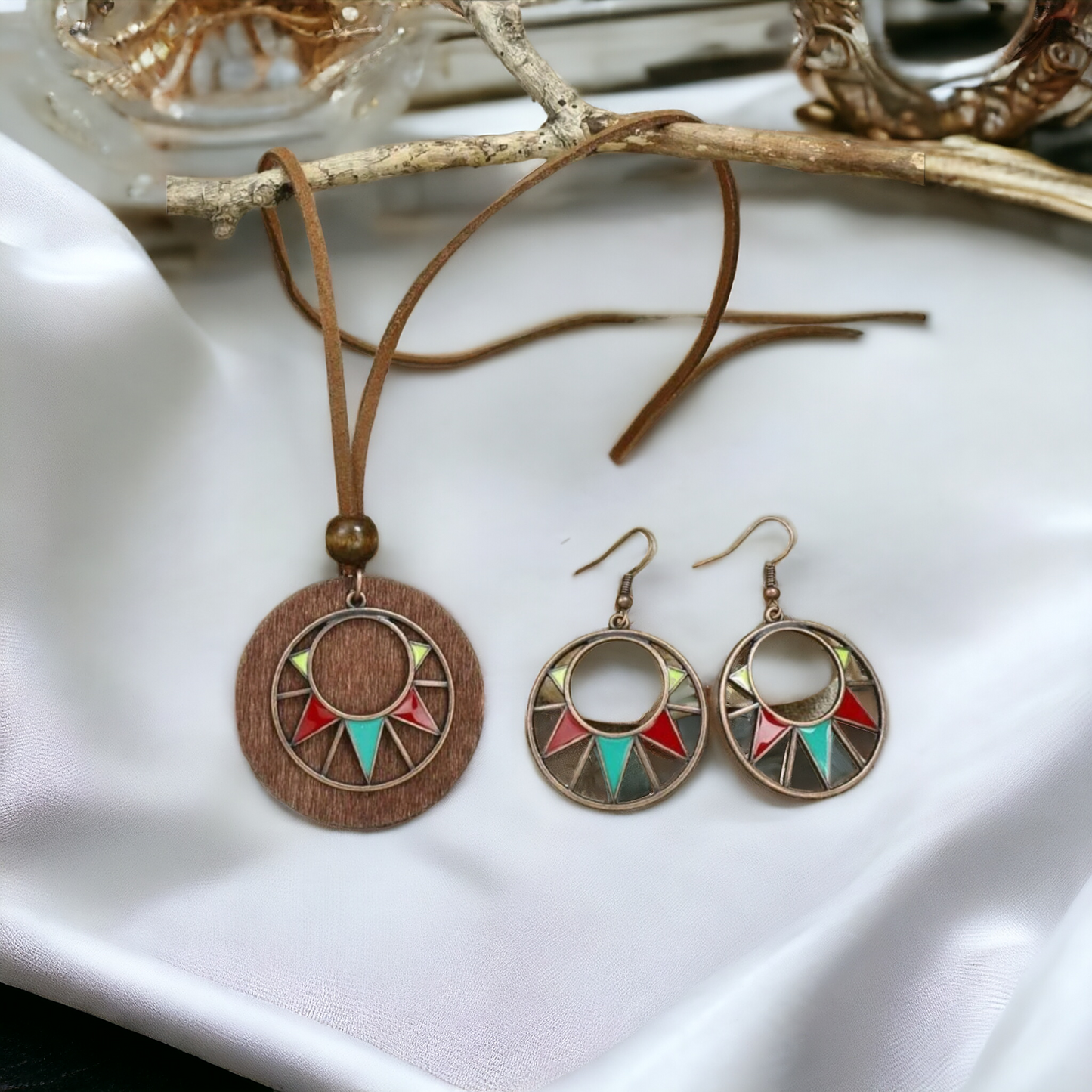 Wooded shapes necklace set (necklace set)