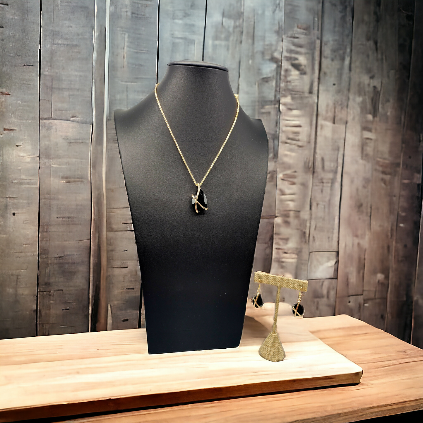 X marks the spot necklace set (necklace set)