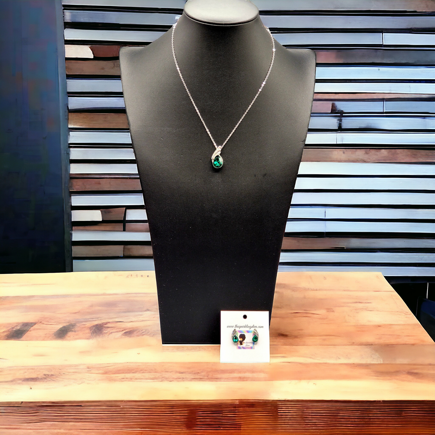 Holly necklace set (necklace set)