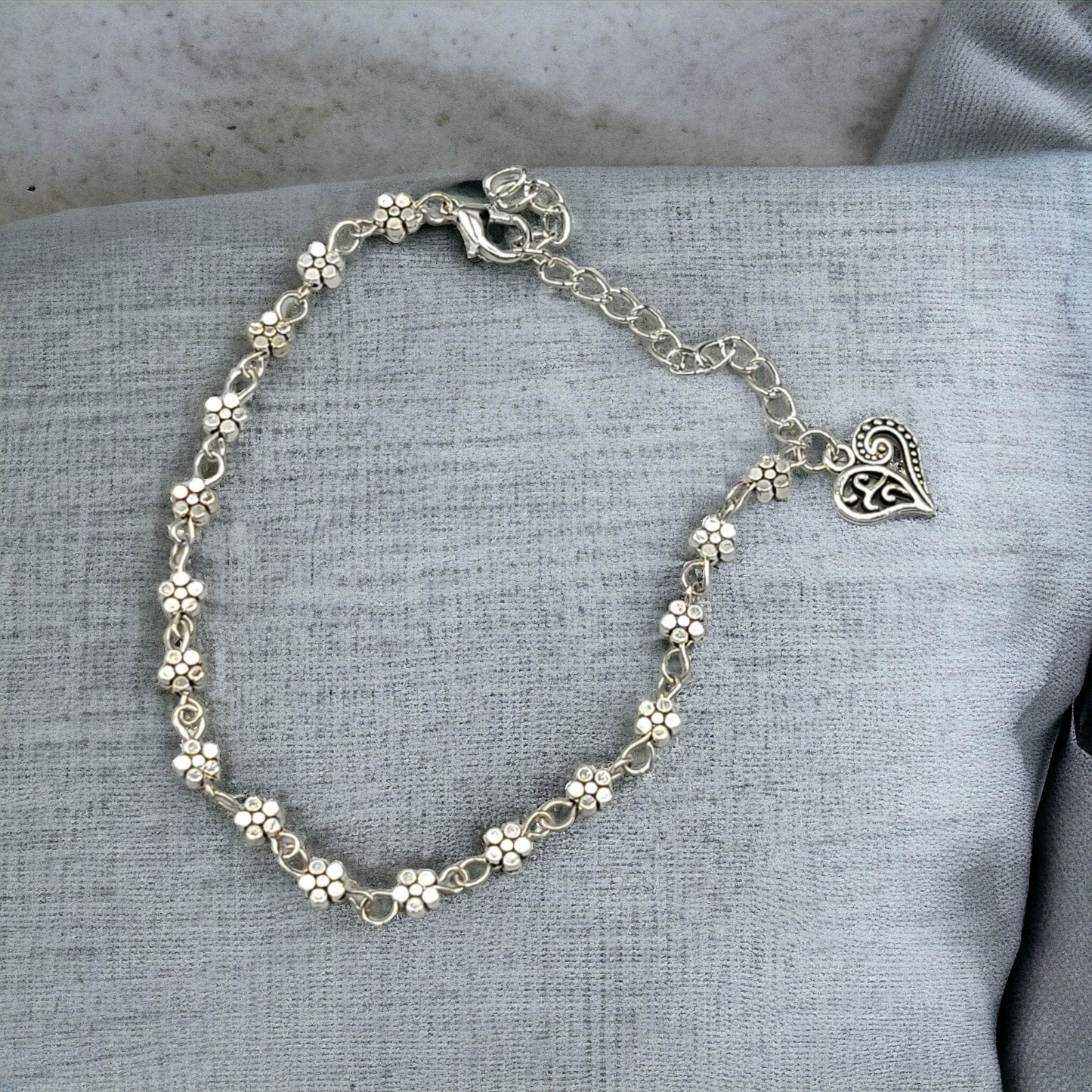 Flower anklet (anklet)