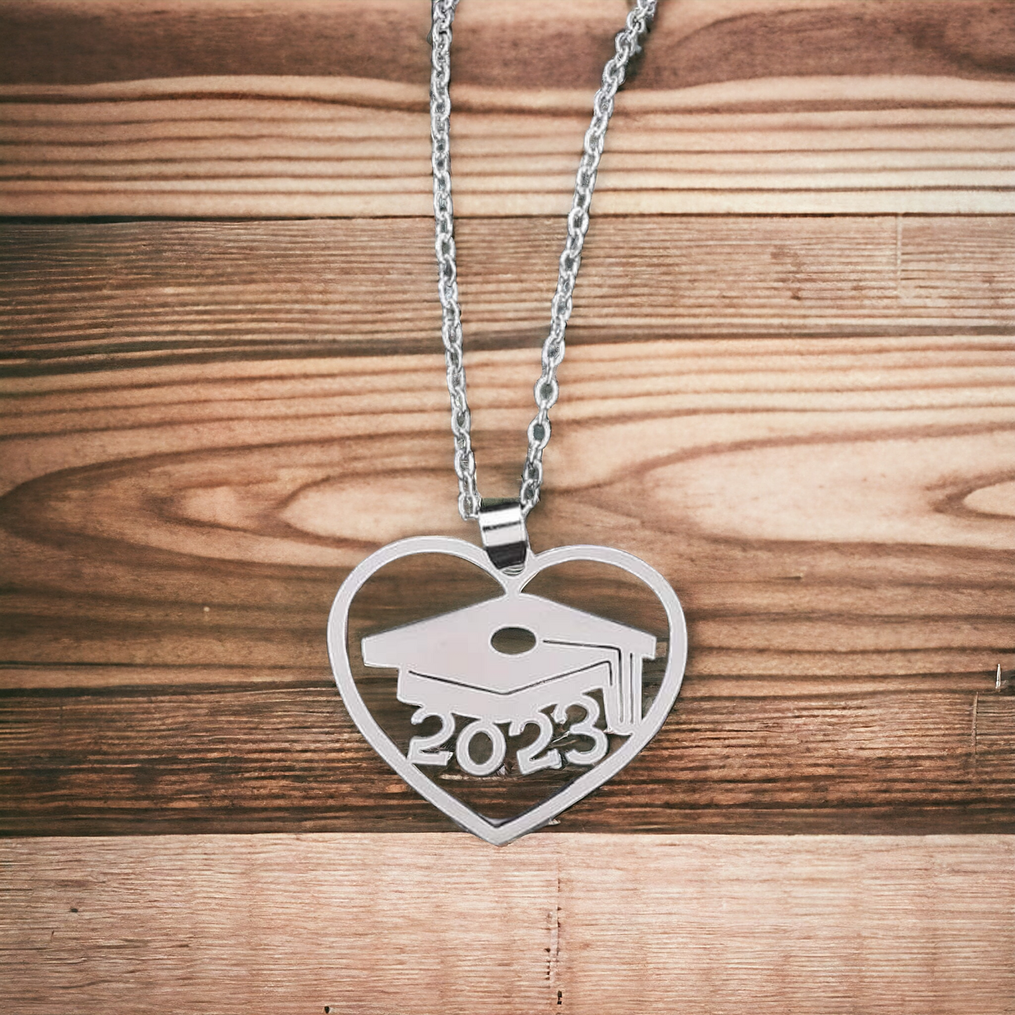 Hats off graduation necklace (necklace)
