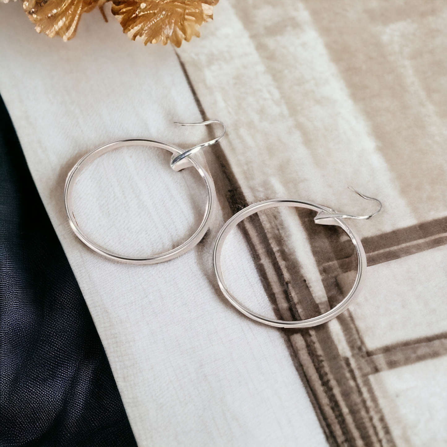 Full circle earrings (Earrings)
