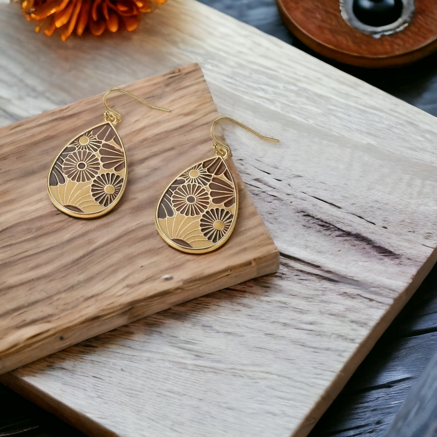 Flower fan earrings (Jewelry)