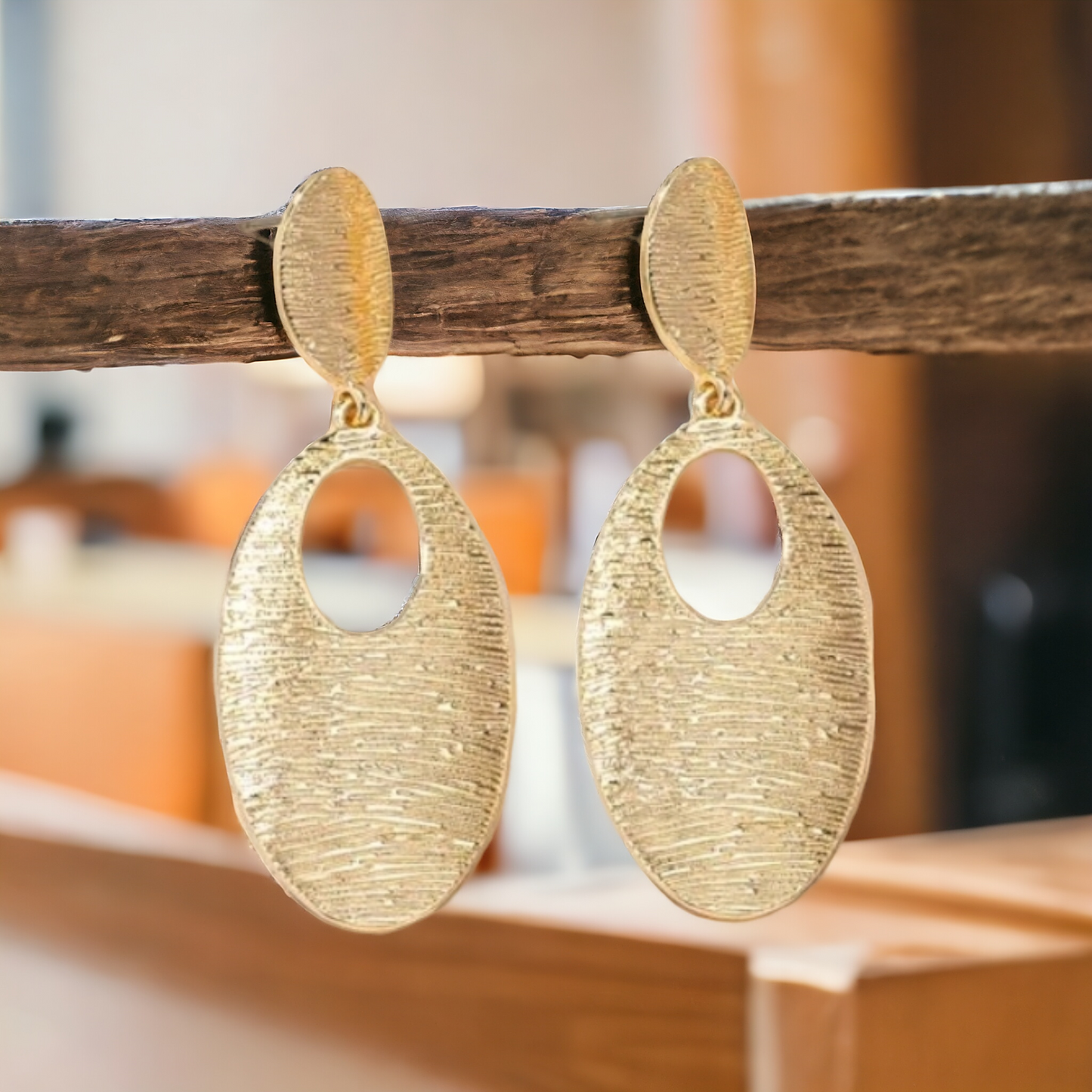 Texturized earrings (earrings)