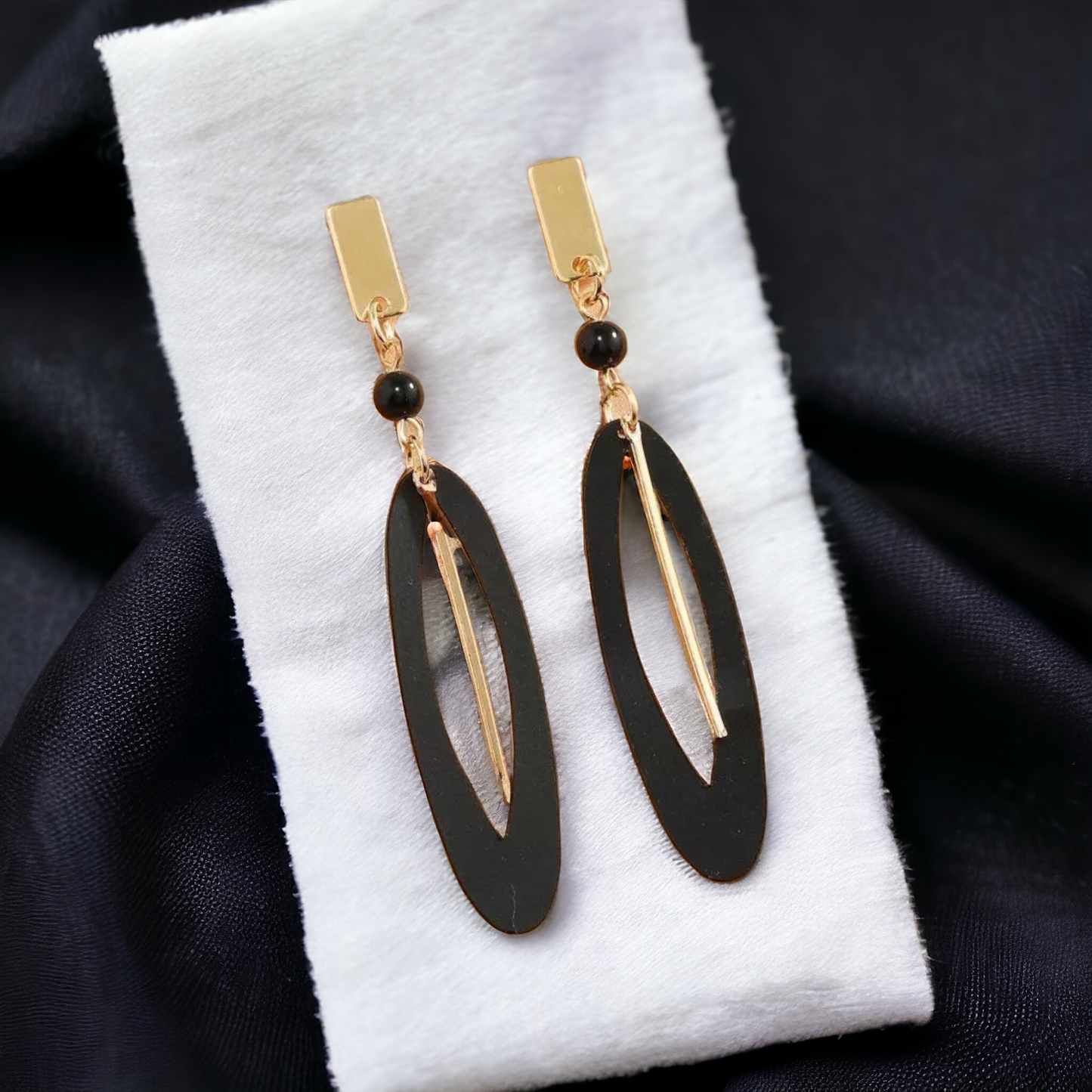 Oval inspiration earrings (Jewelry)