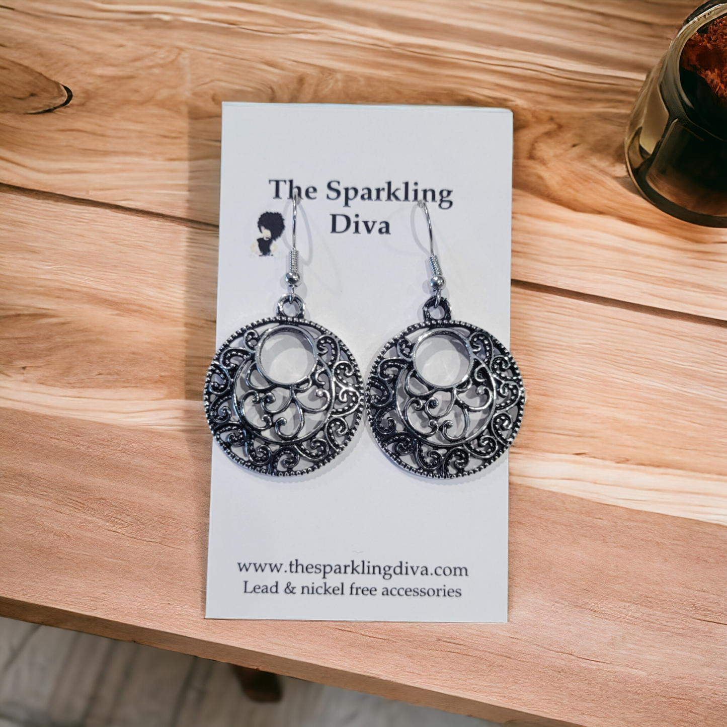 Swirly & girly earrings (earrings)