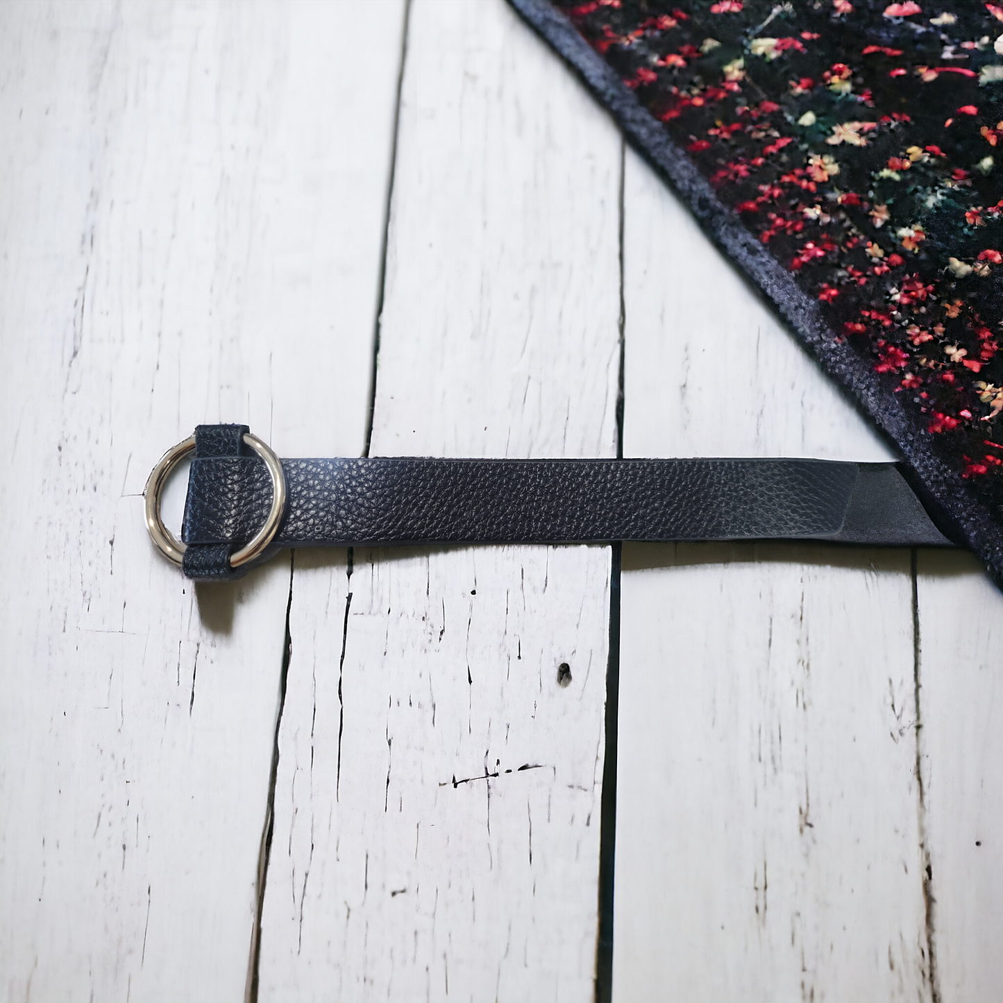 Buckled-up faux leather bracelet (Bracelets)