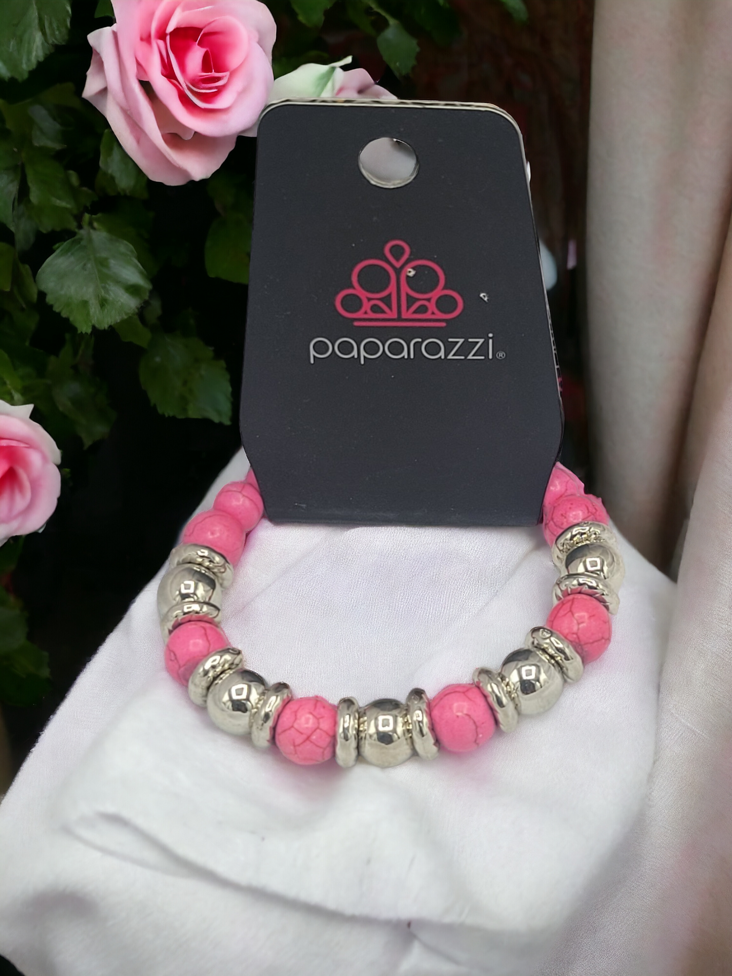 Pink cracked stone stretch bracelet