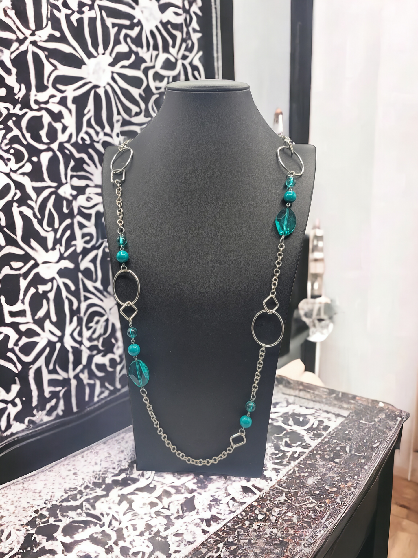 Shapes teal necklace (Necklaces)