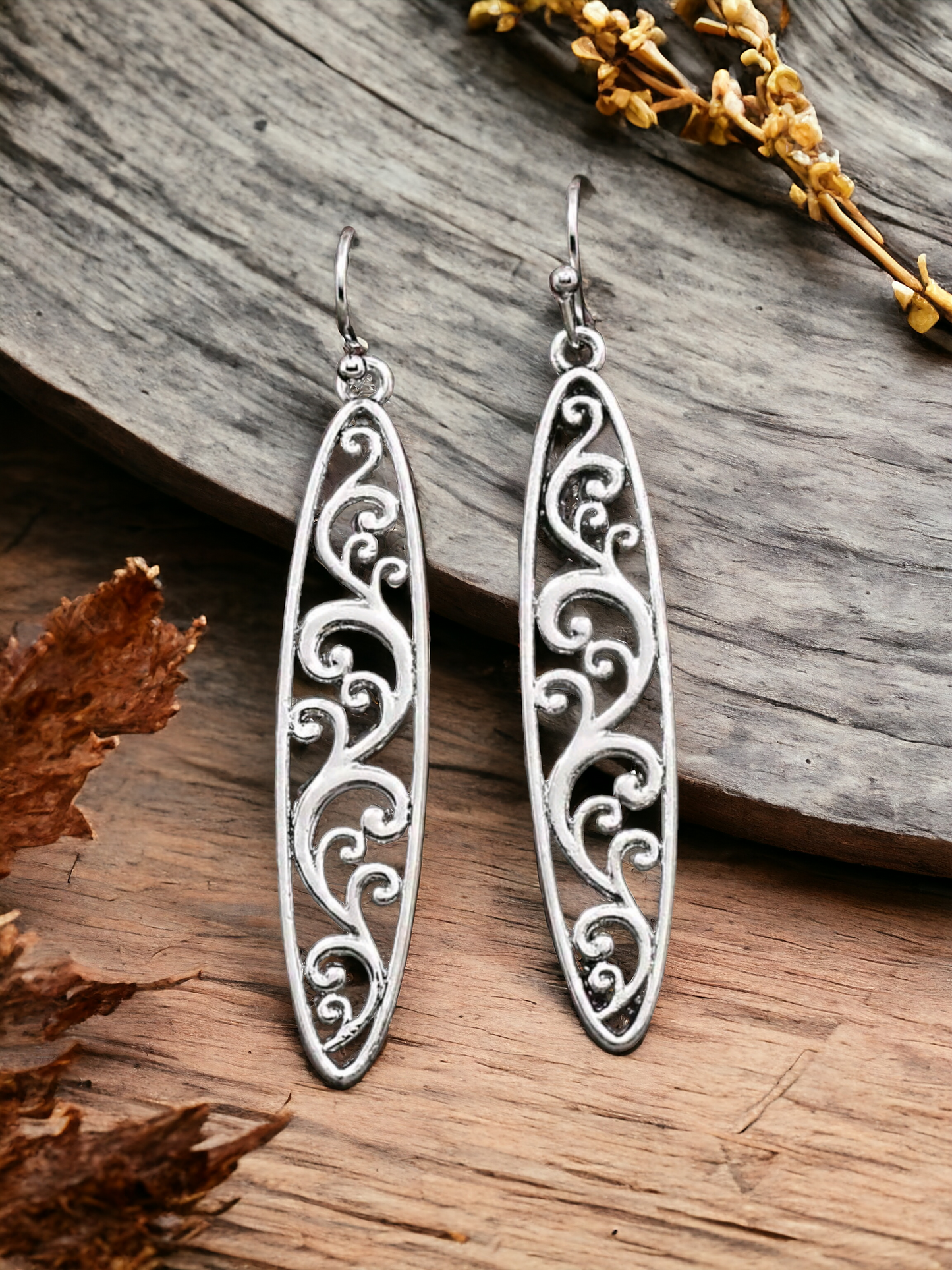 Scrolled oval earrings