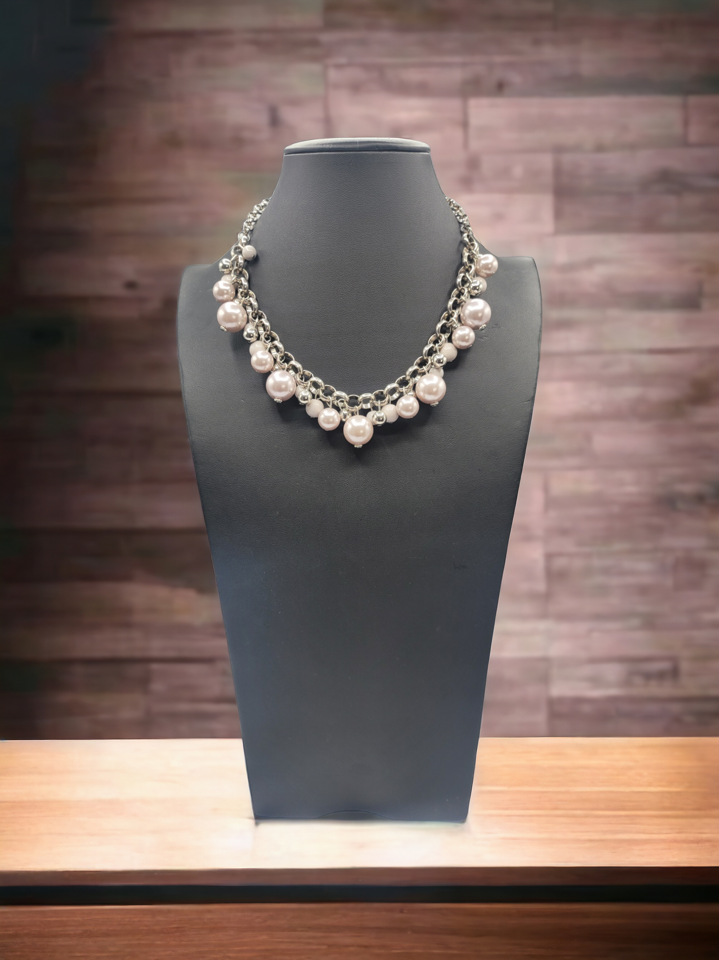 Pearl jem necklace (Necklaces)