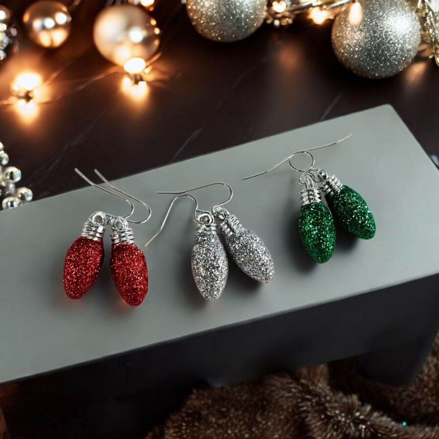 Holiday lights earrings (Earrings)