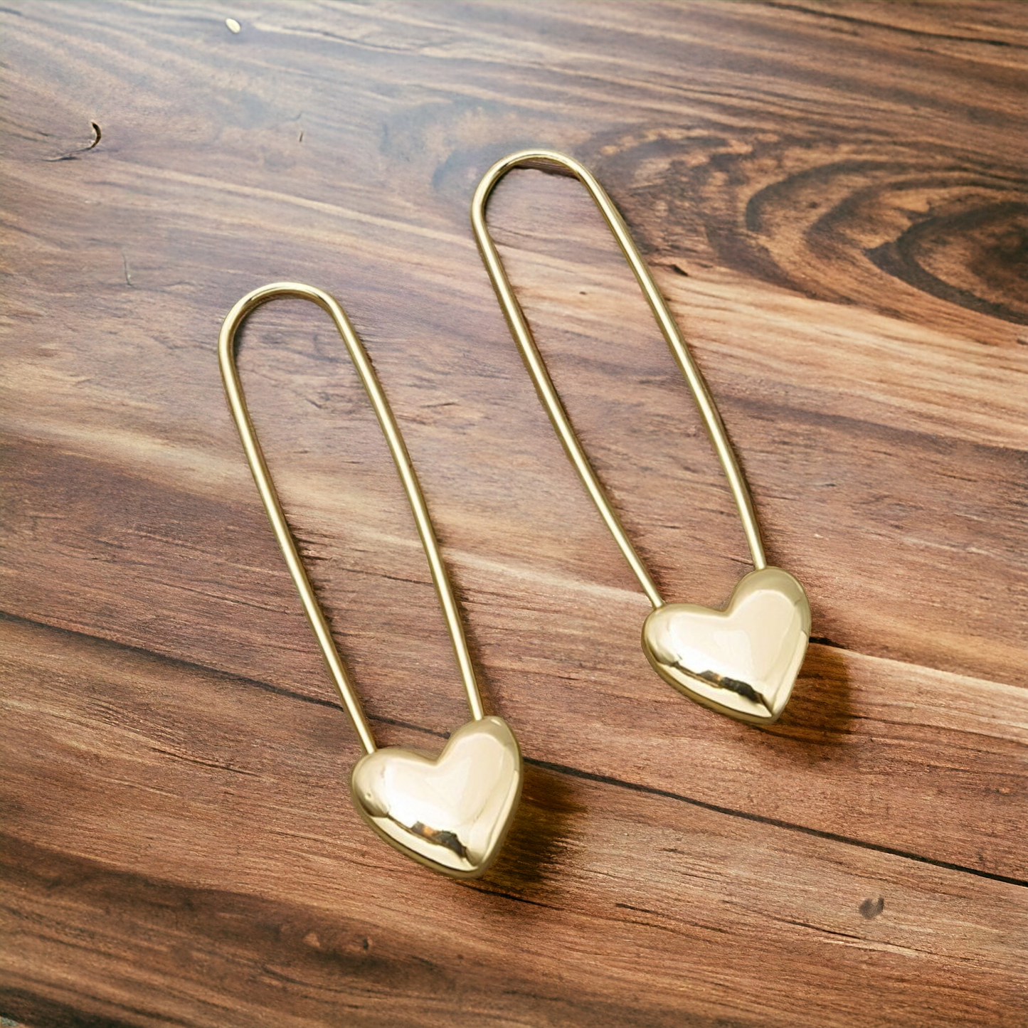 Heart-pin earrings (Jewelry)