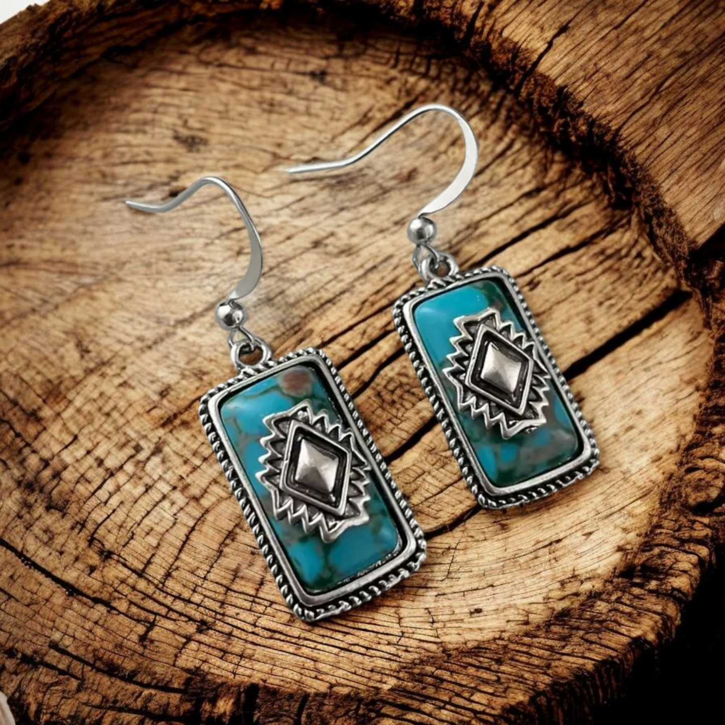 Native ornament earrings (earrings)