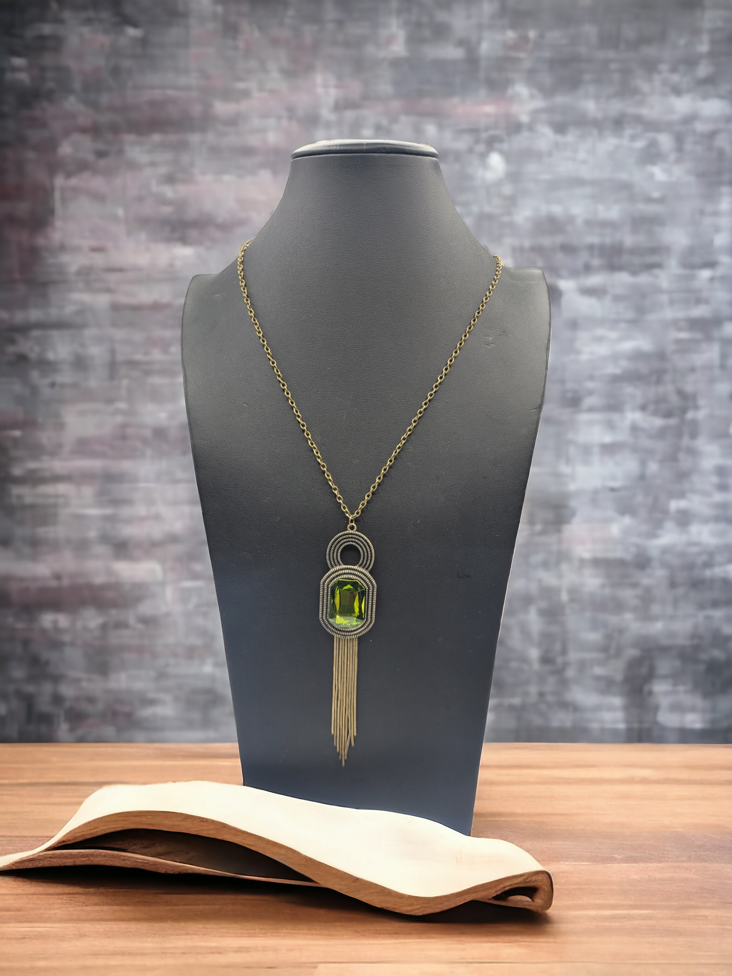 Brassy and Classy necklace (Necklaces)