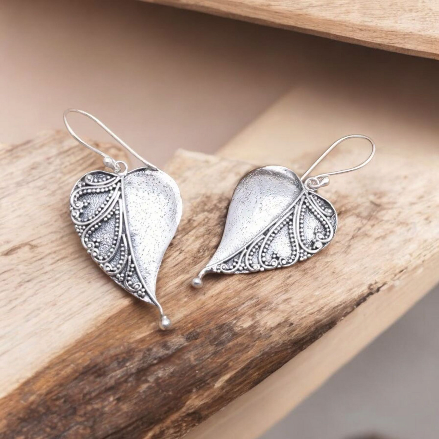 Emboss my heart earrings (Earrings)