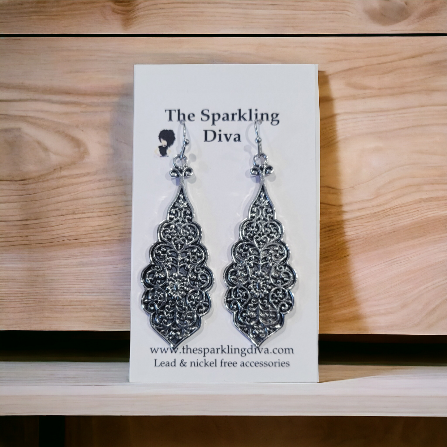 Carved retro earrings (earrings)