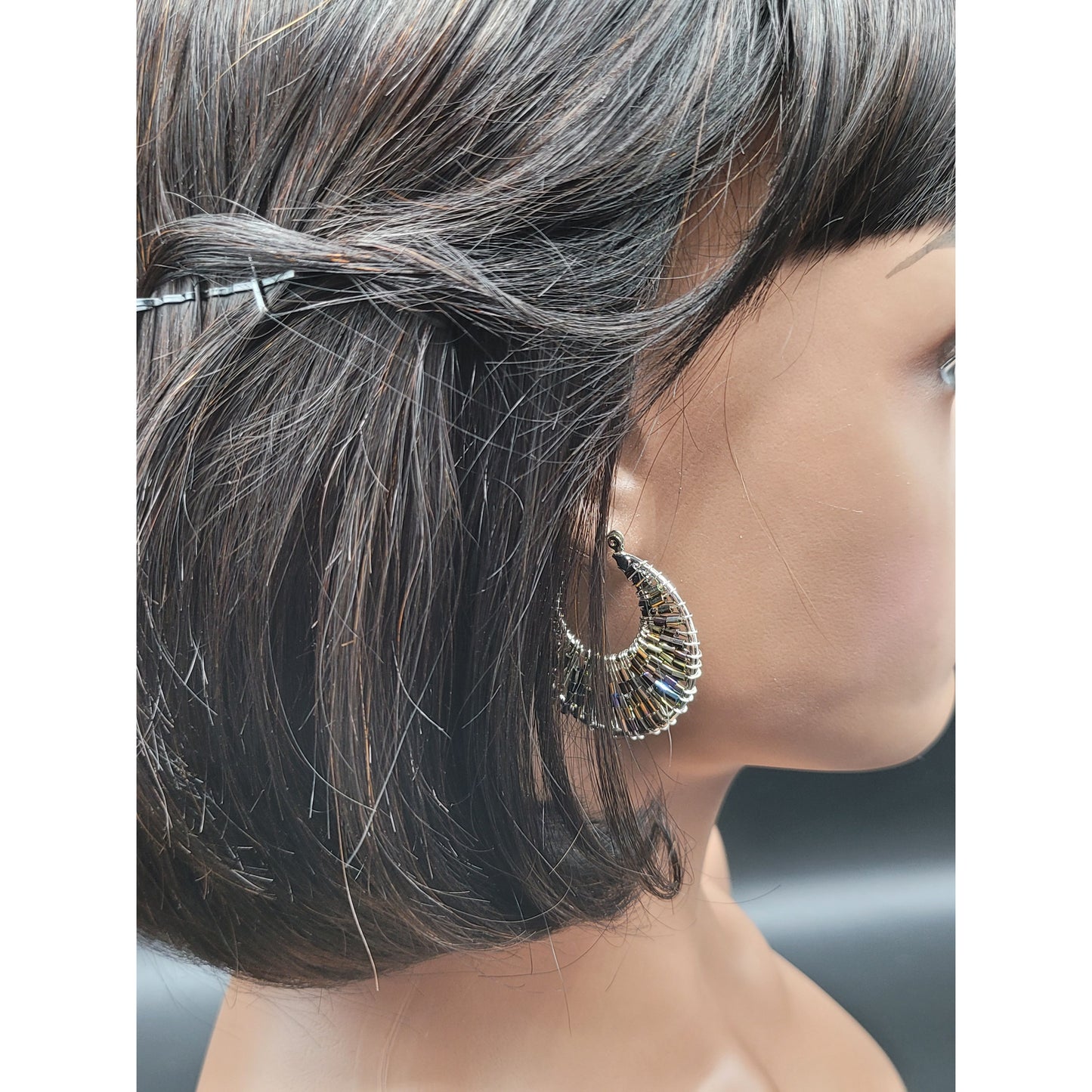 Earth shattering earrings (Earrings)