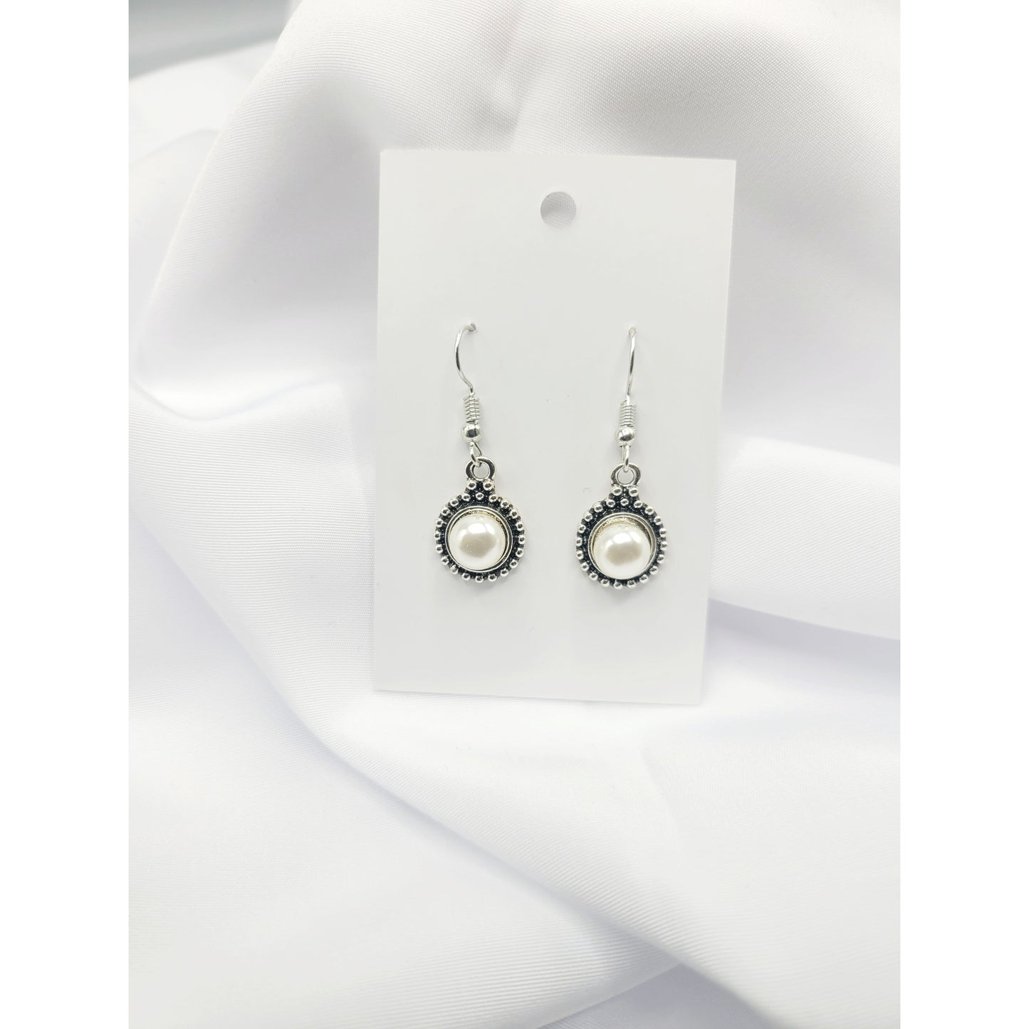 Victorian pearl earrings (earrings)