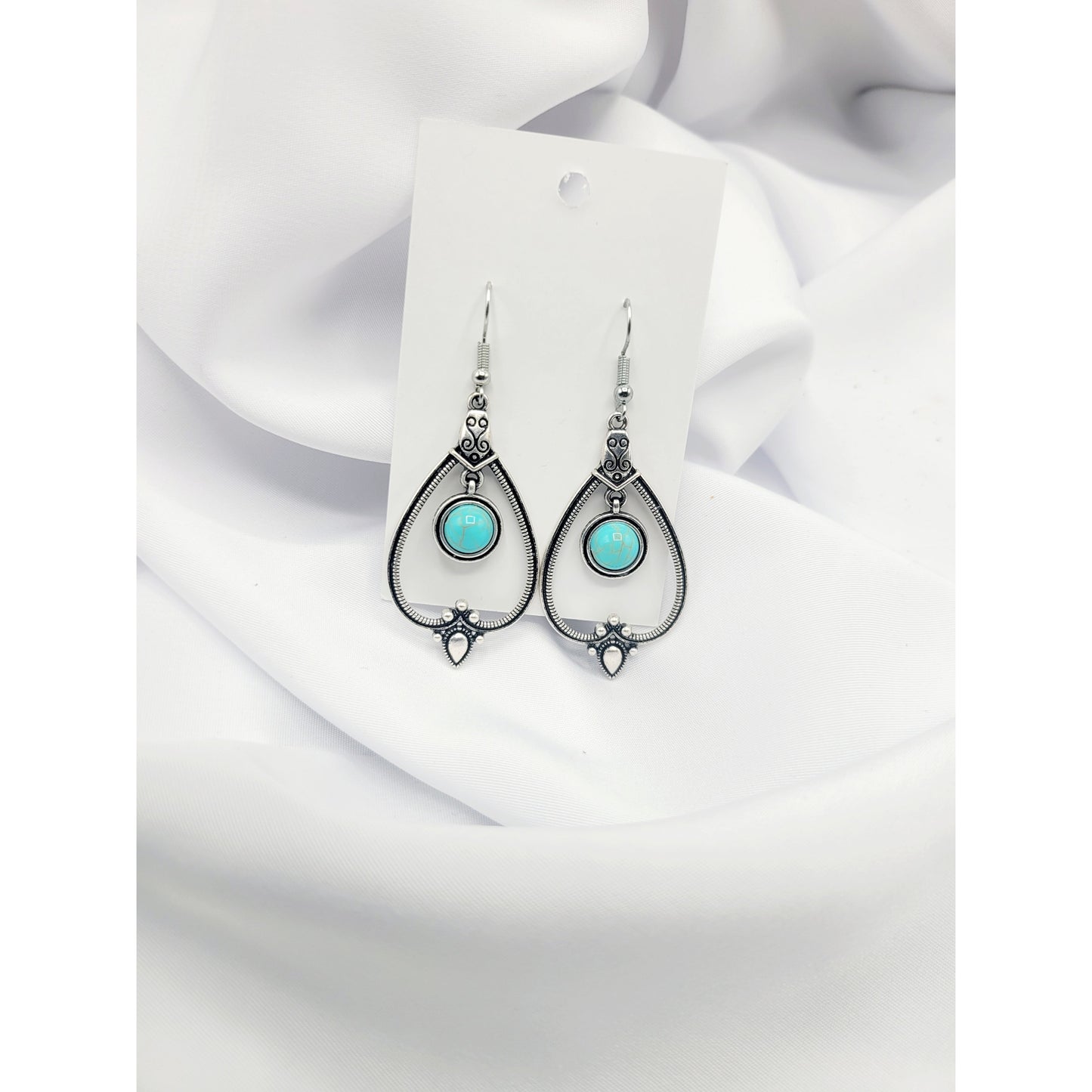 Victorian elegance earrings (jewlery)