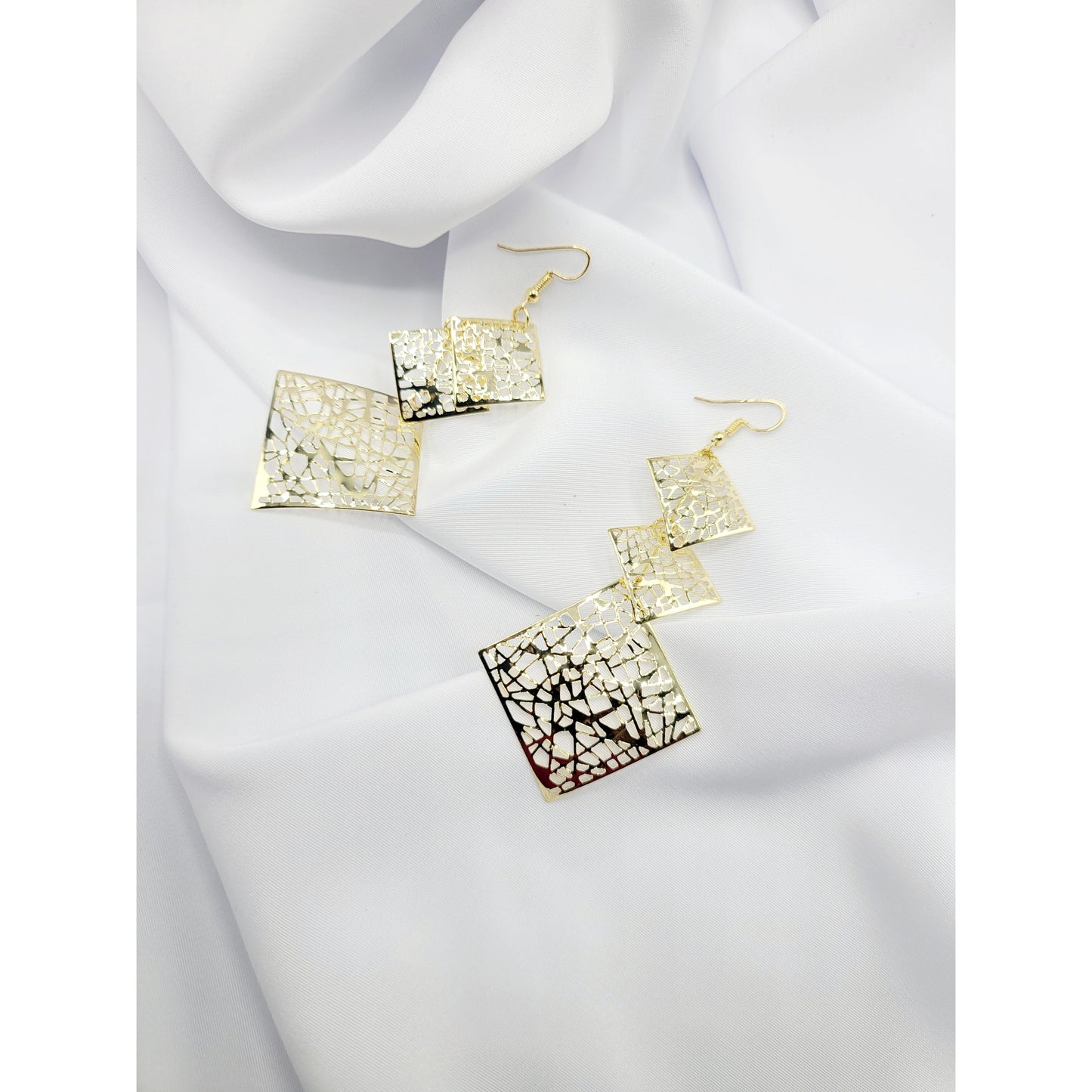 I thee web earrings (jewlery)
