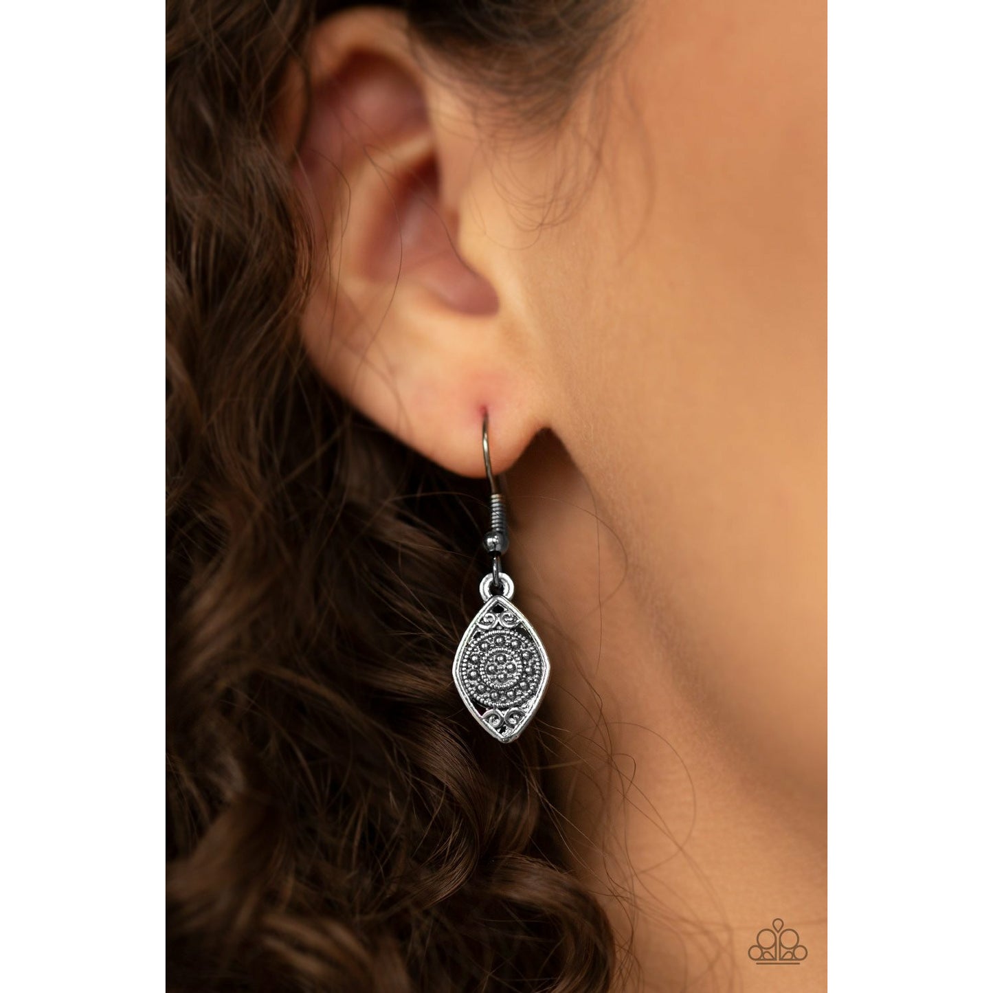 Make Yourself At HOMESTEAD - Black necklace (Jewelry)