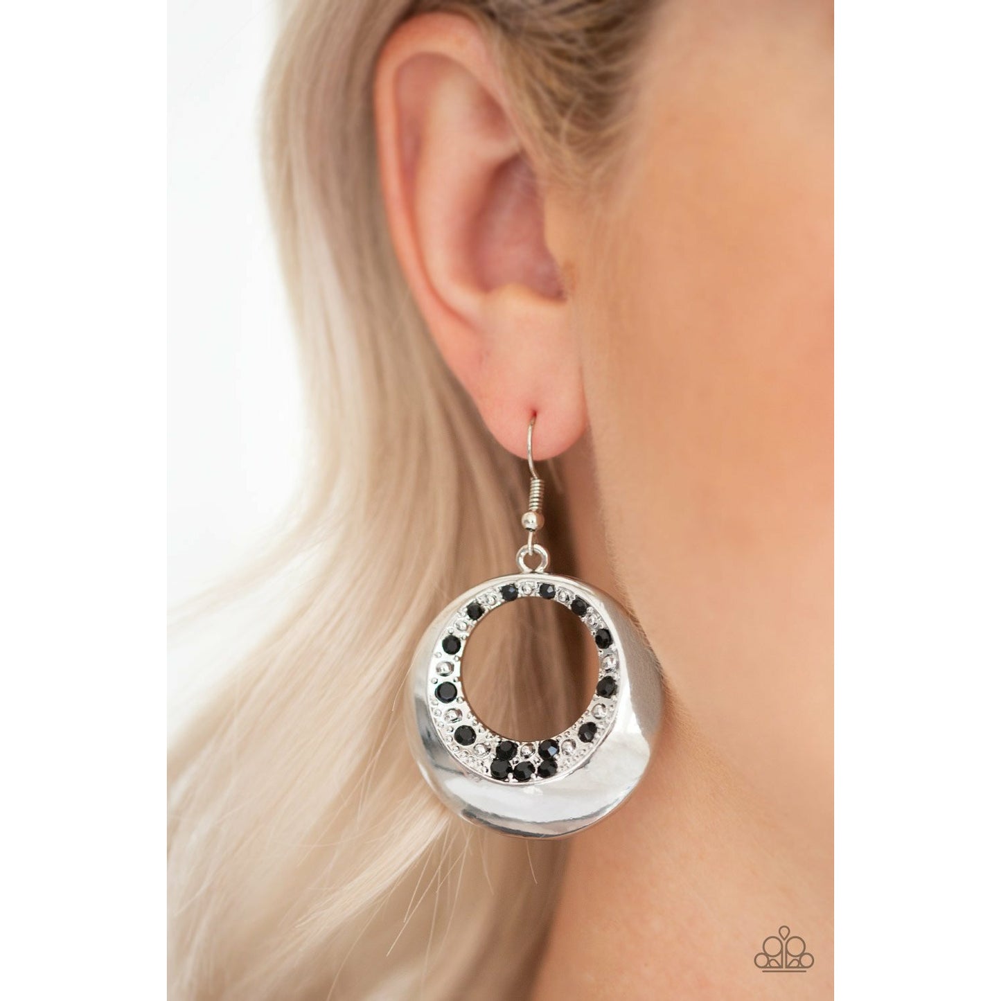 Ringed In Refinement - Black (Jewelry)