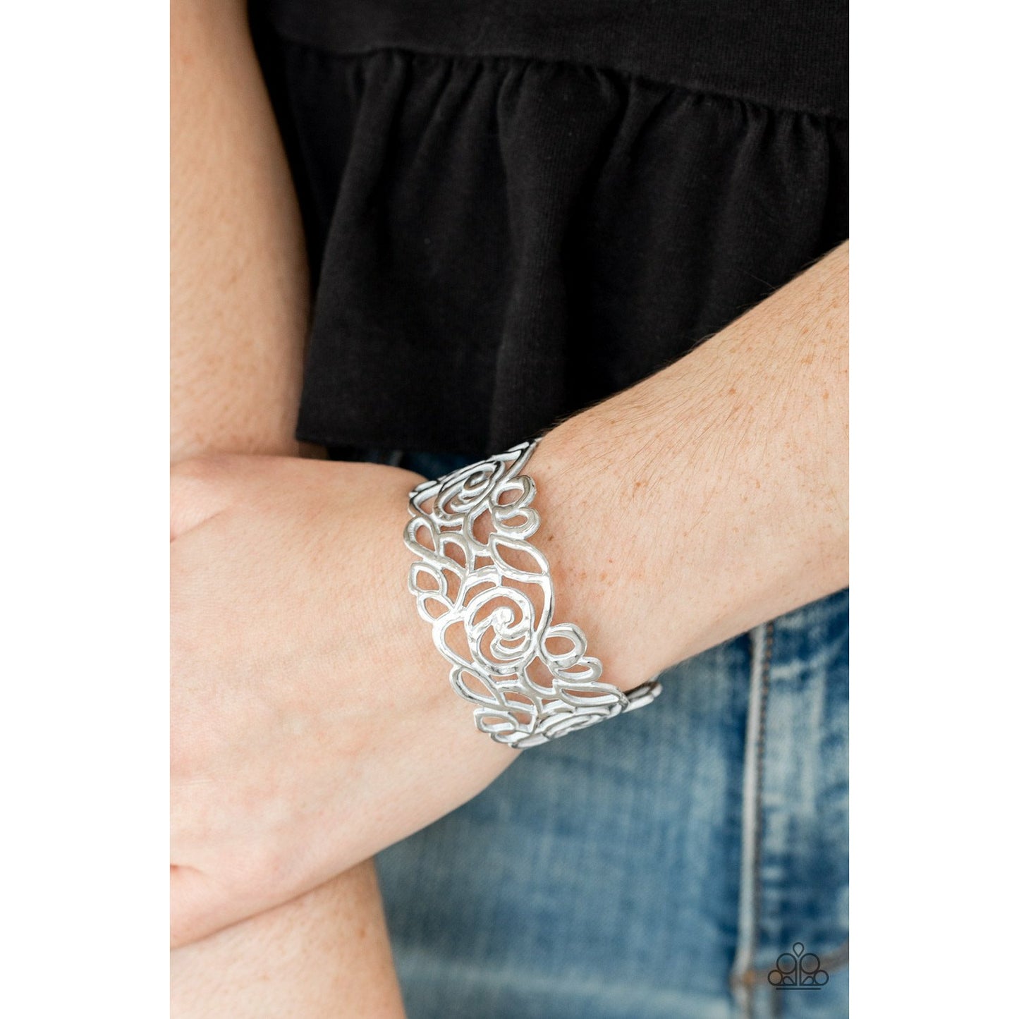 Victorian Gardens - White bracelet (Jewelry)