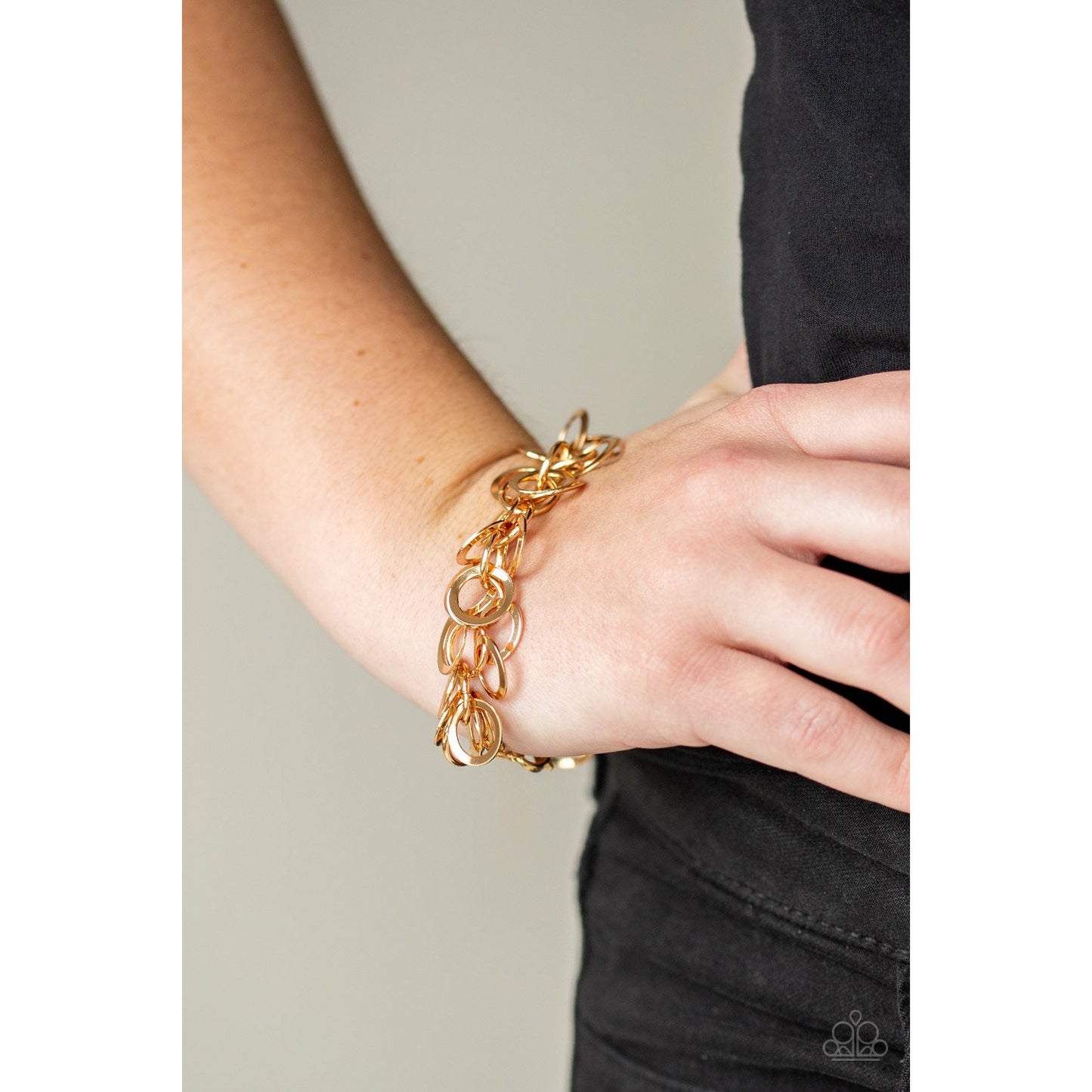 Noise Control - Gold bracelet (Jewelry)