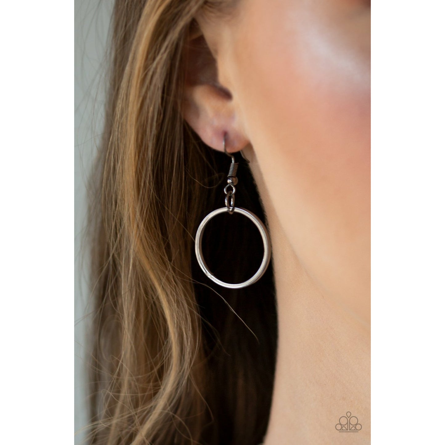 Ring In The Radiance - Black necklace (Jewelry)
